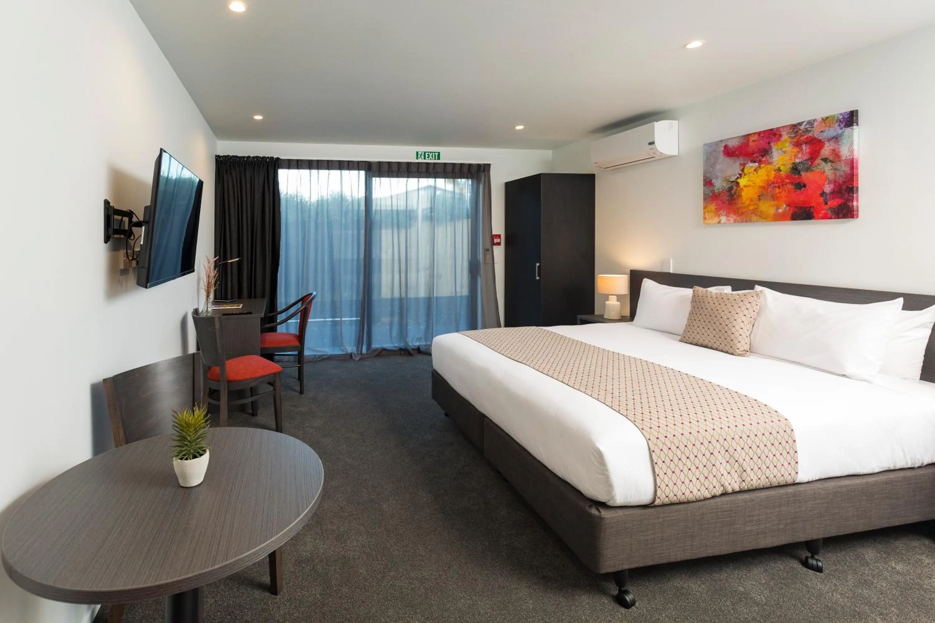 Bedroom, Bed in Carnmore Hagley Park