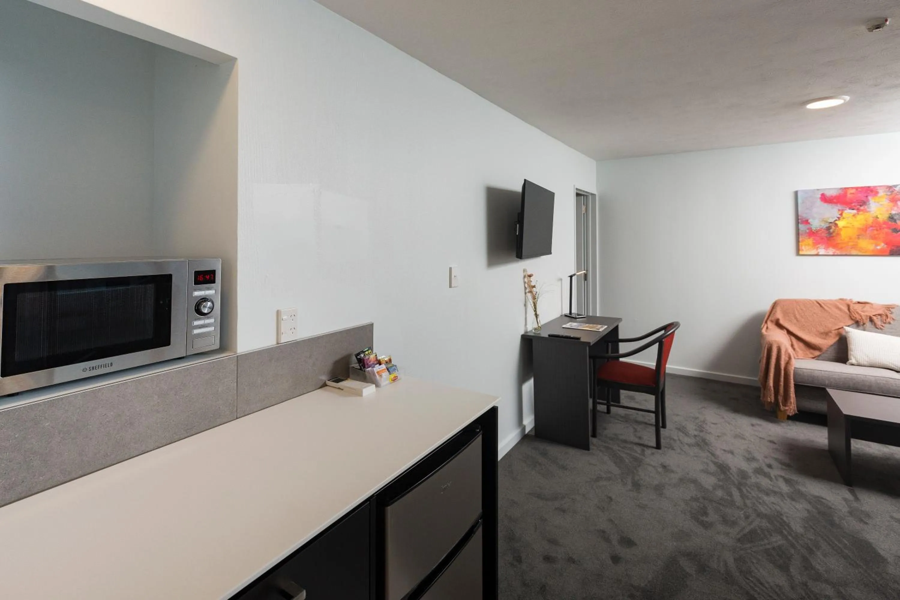 Kitchen or kitchenette in Carnmore Hagley Park