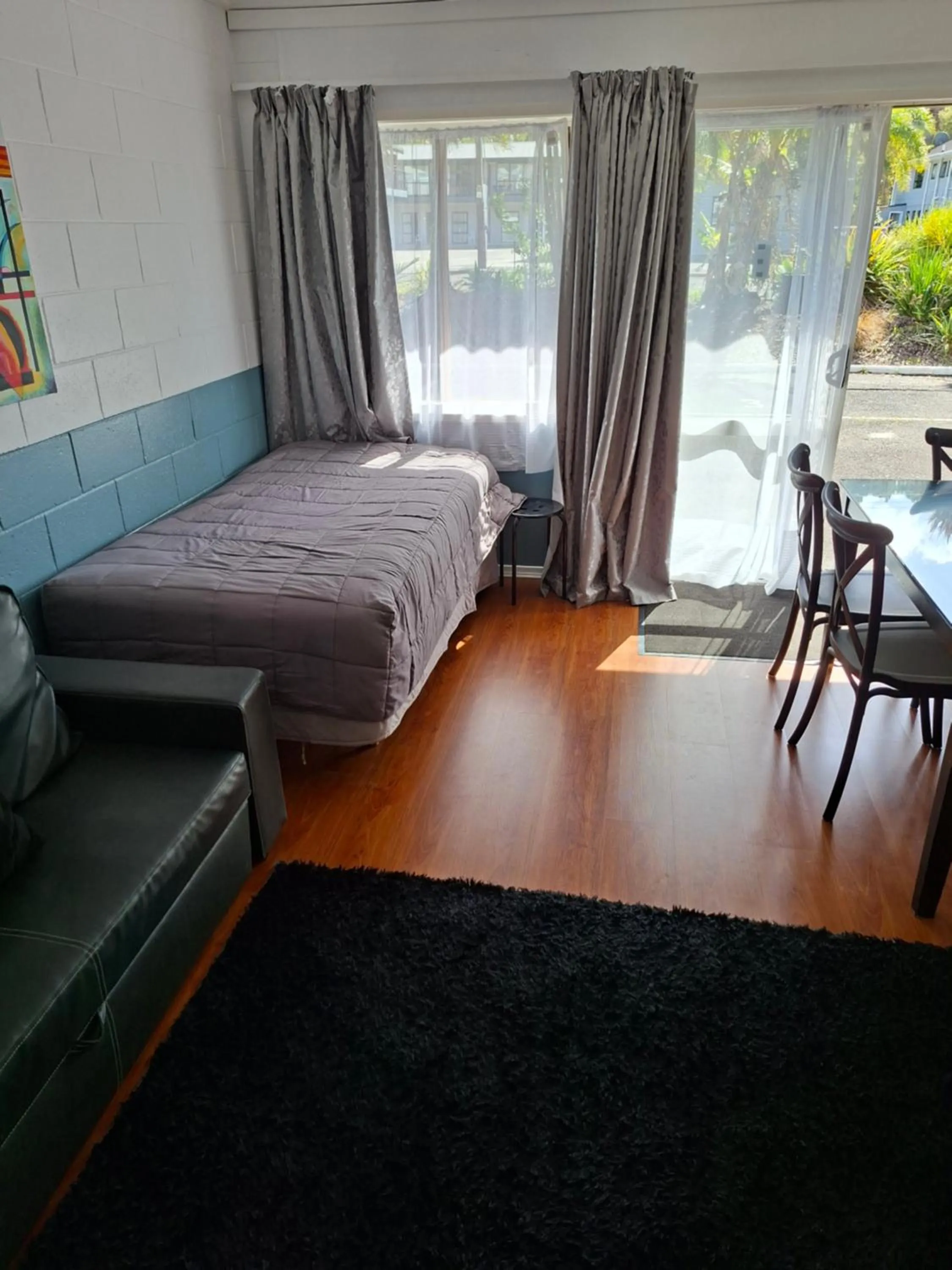 Bed in Aarangi Tui Motel