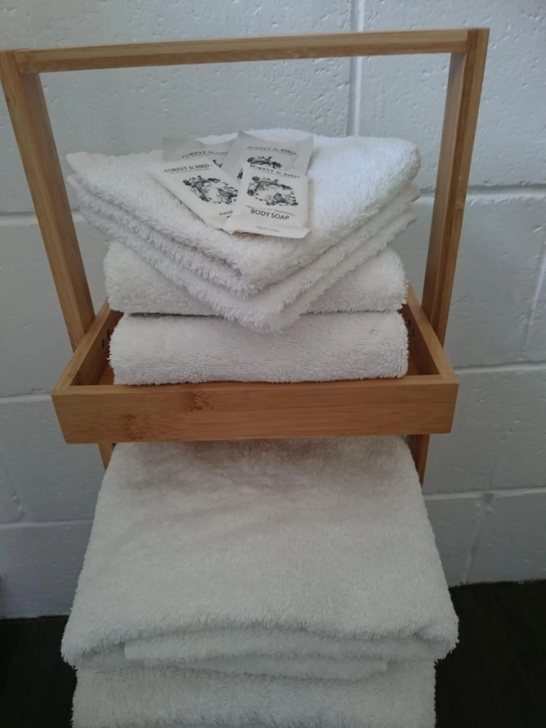 Bed in Aarangi Tui Motel