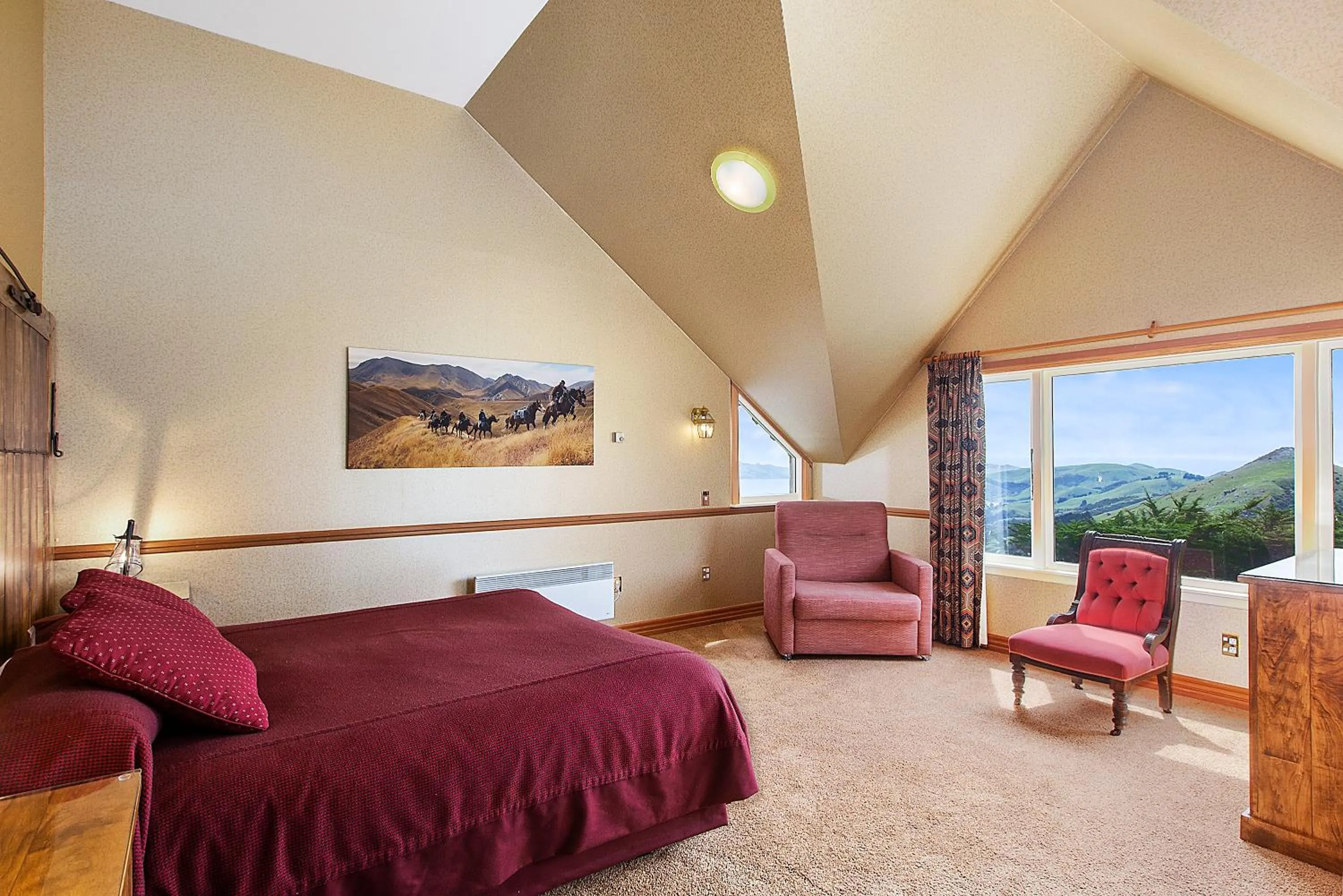 Larnach Lodge & Stable Stay