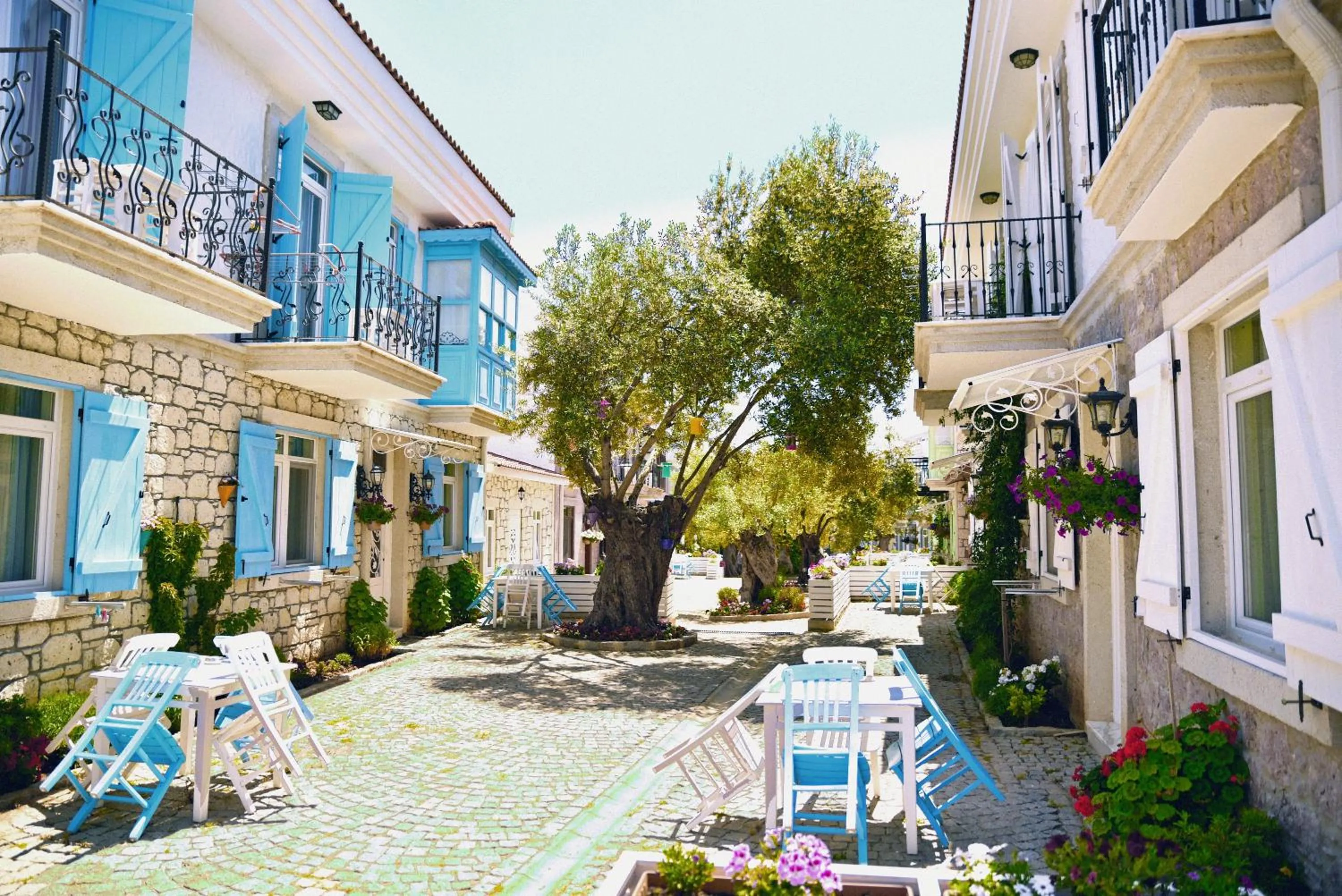 Property building in Zeytin Arası Apart Otel