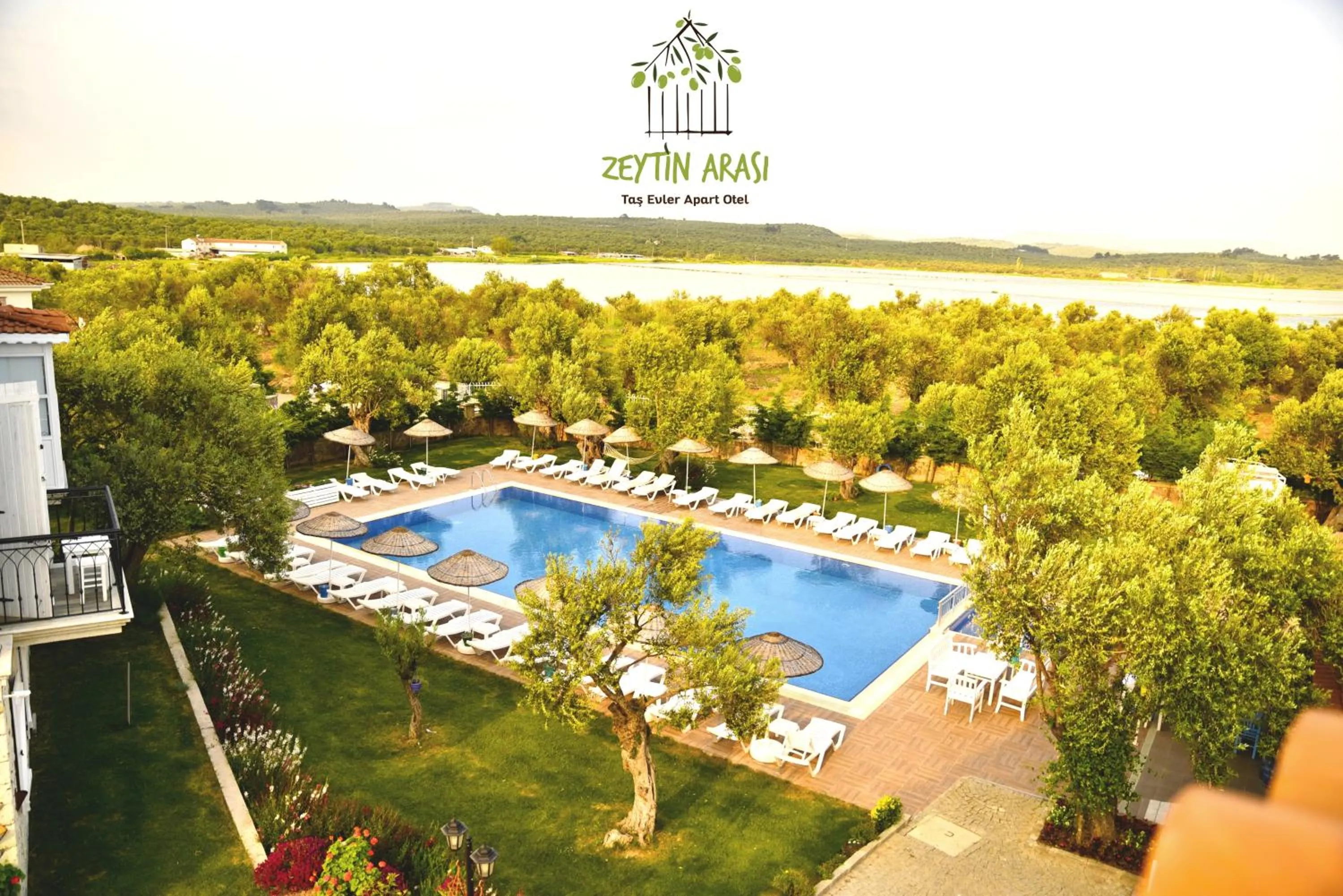 Bird's eye view in Zeytin Arası Apart Otel
