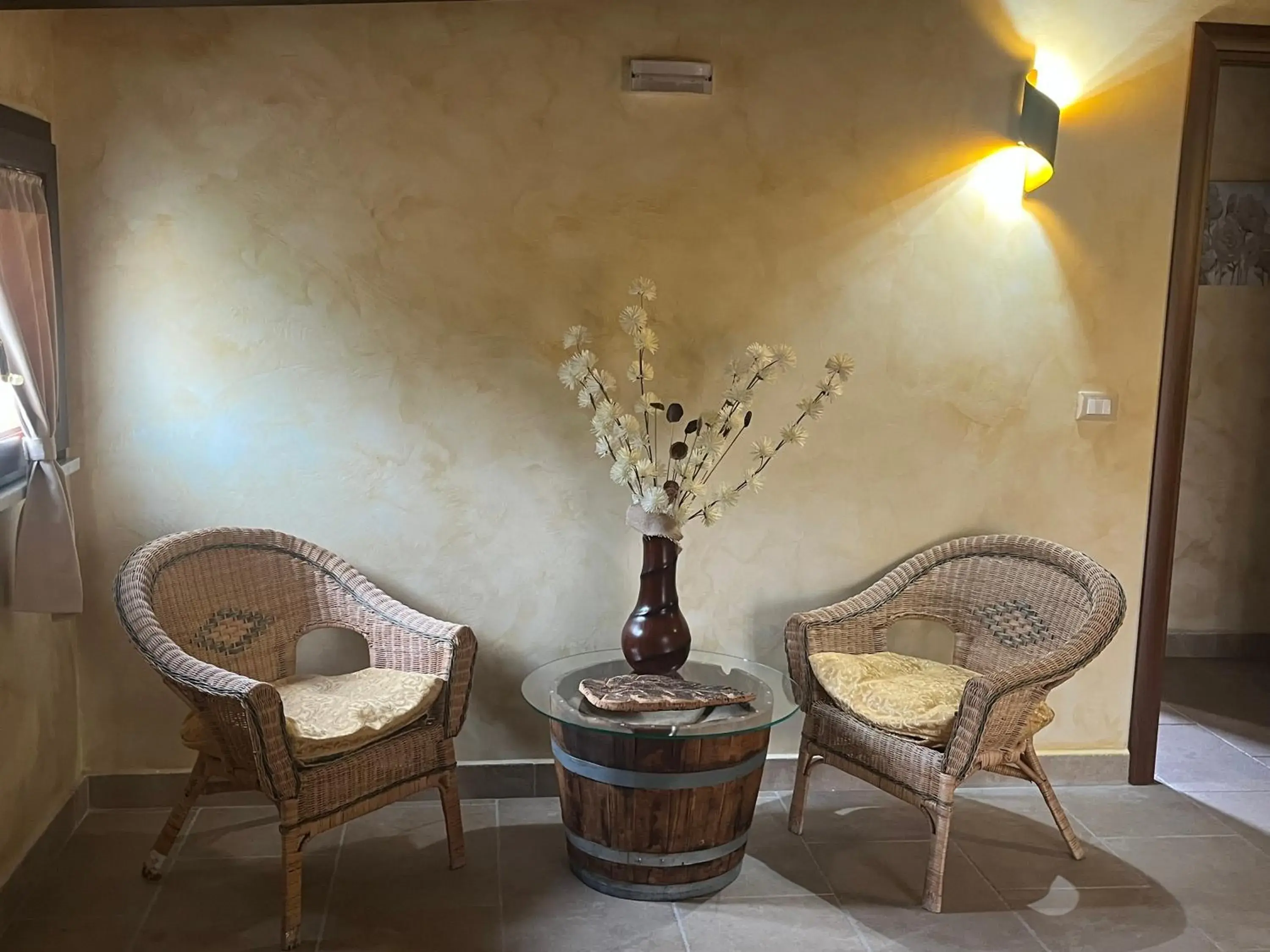 Deluxe Room - single occupancy in B&B Around the World Deluxe Room - single occupancy in B&B Around the World