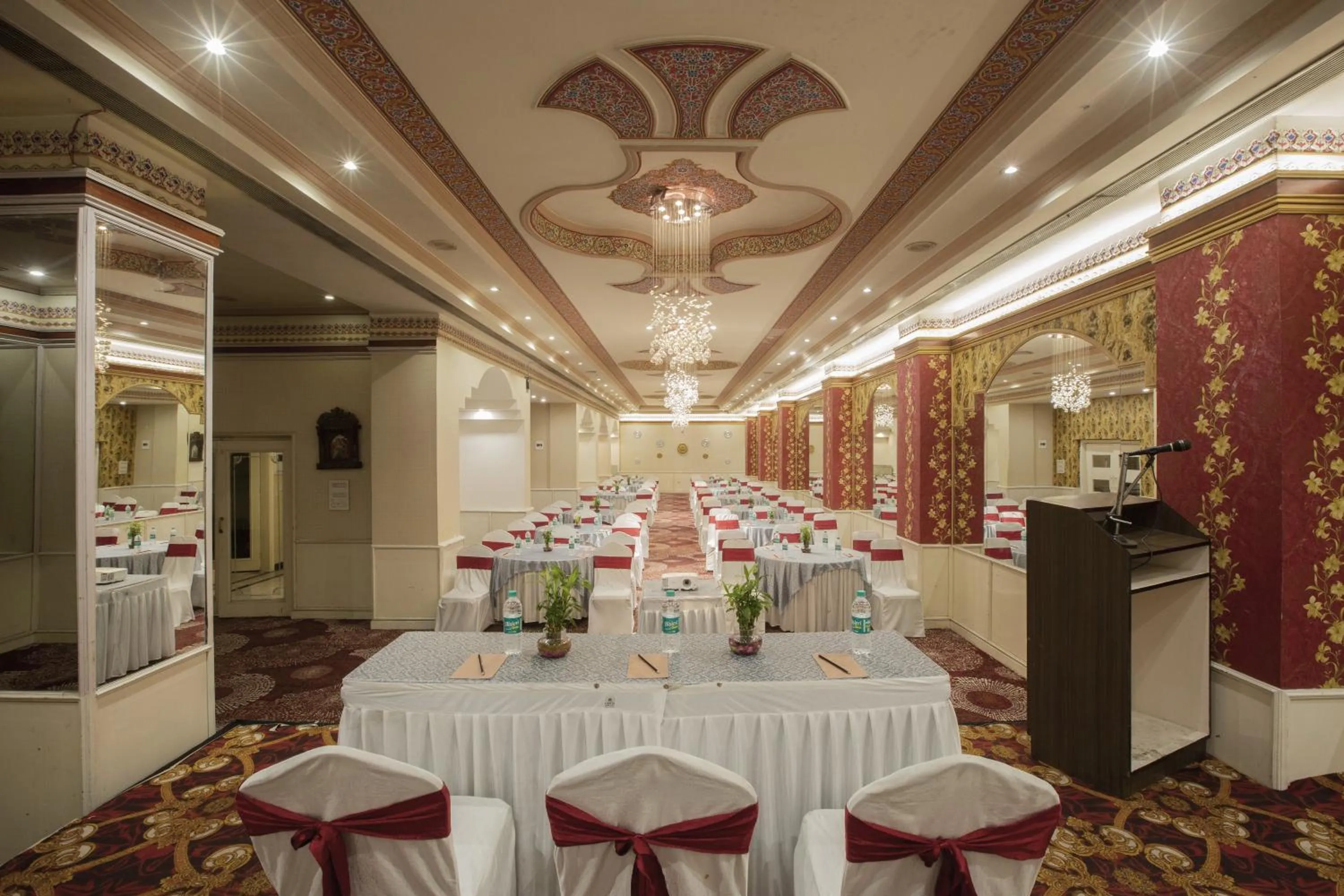 Banquet/Function facilities in Vesta Maurya Palace