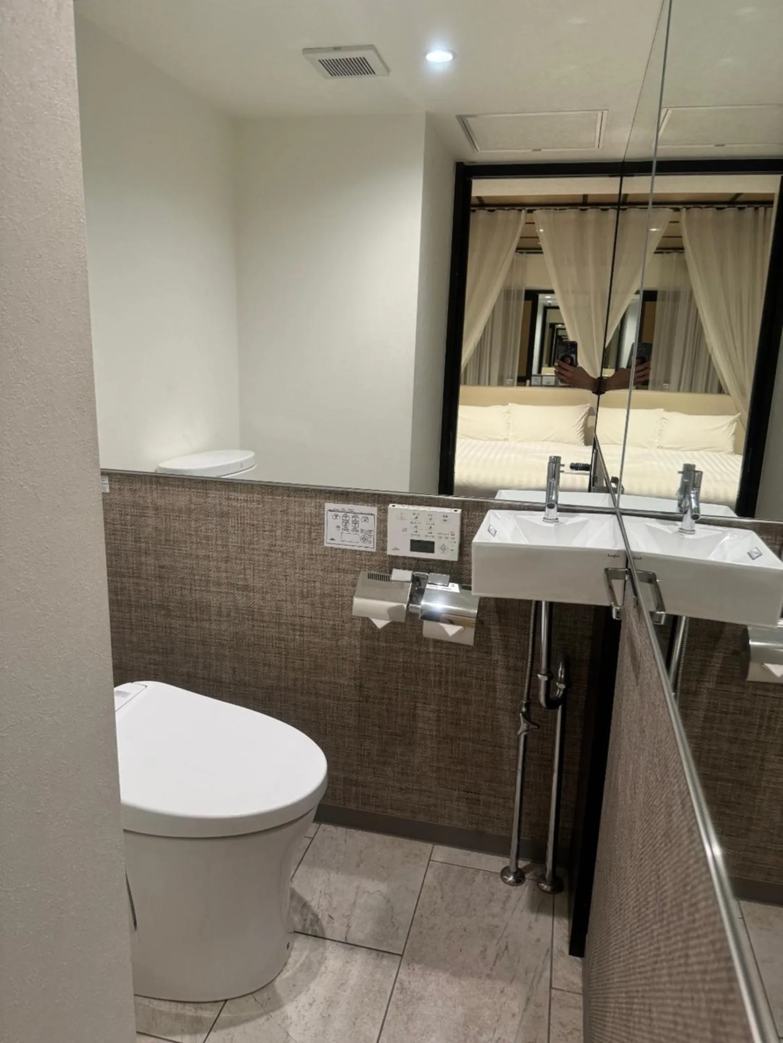 Toilet in EN Hotel Shibuya