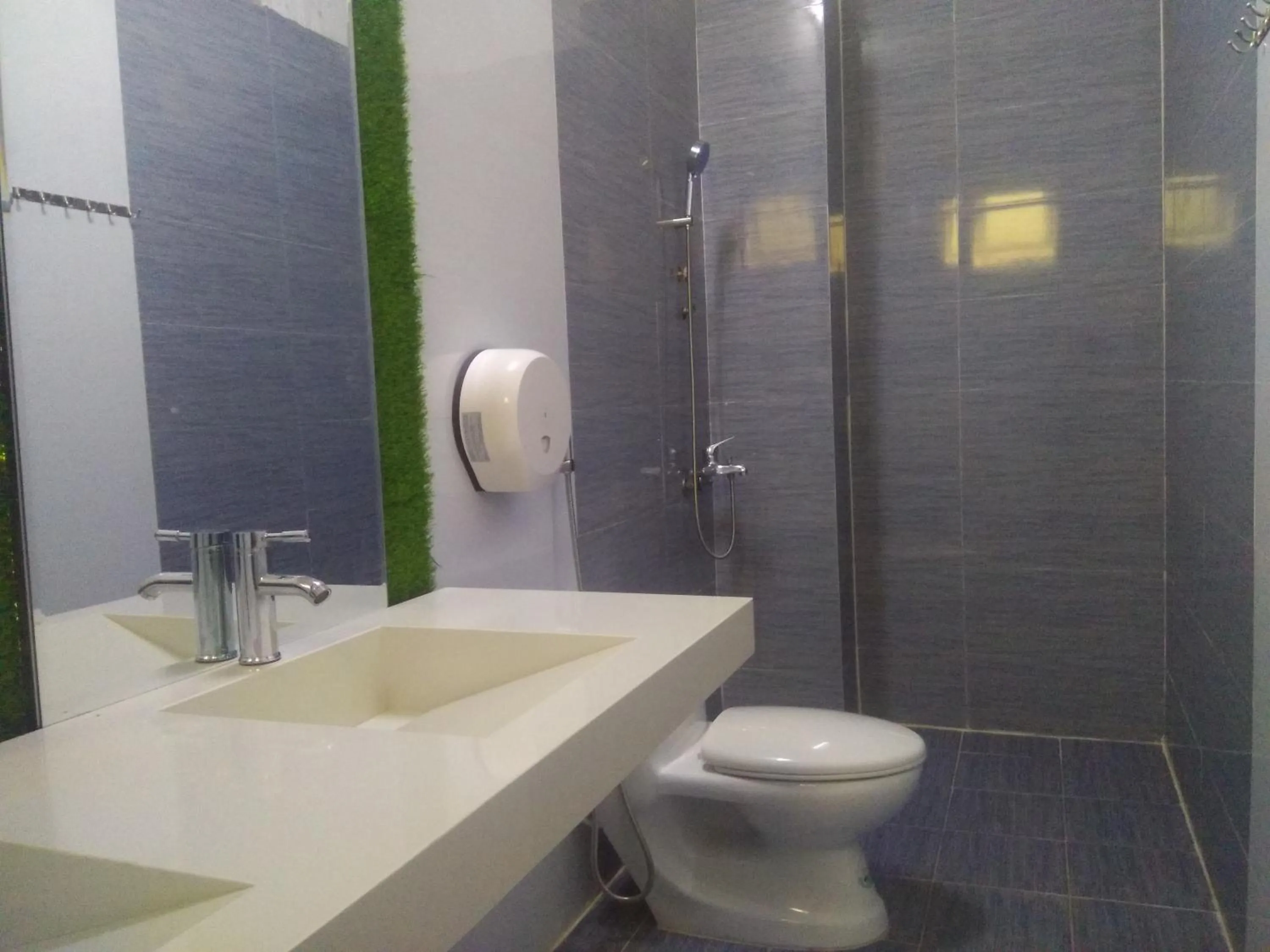 Bathroom in Hong My Hotel