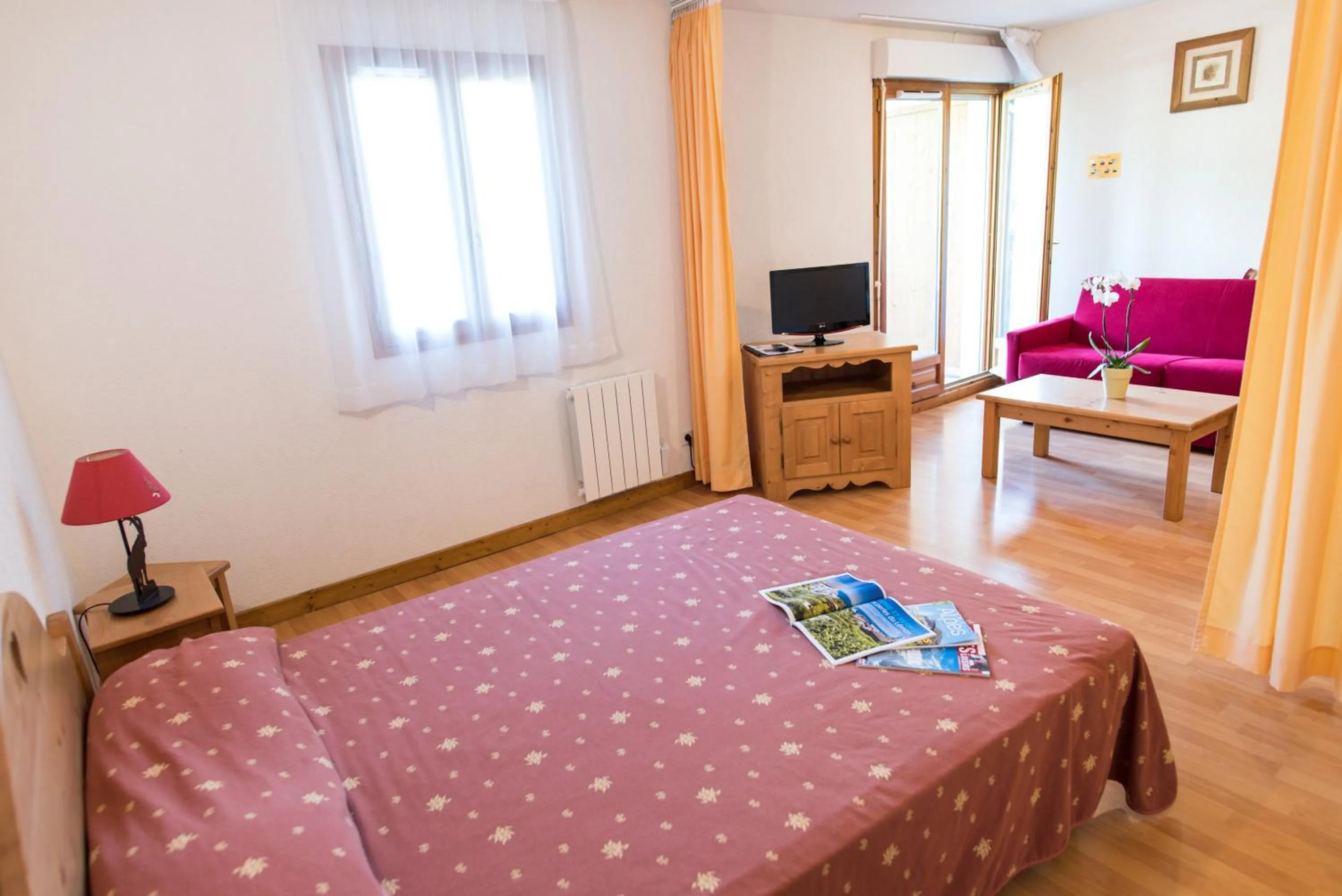 TV and multimedia, Bed in Résidence Vacancéole - Le Birdie