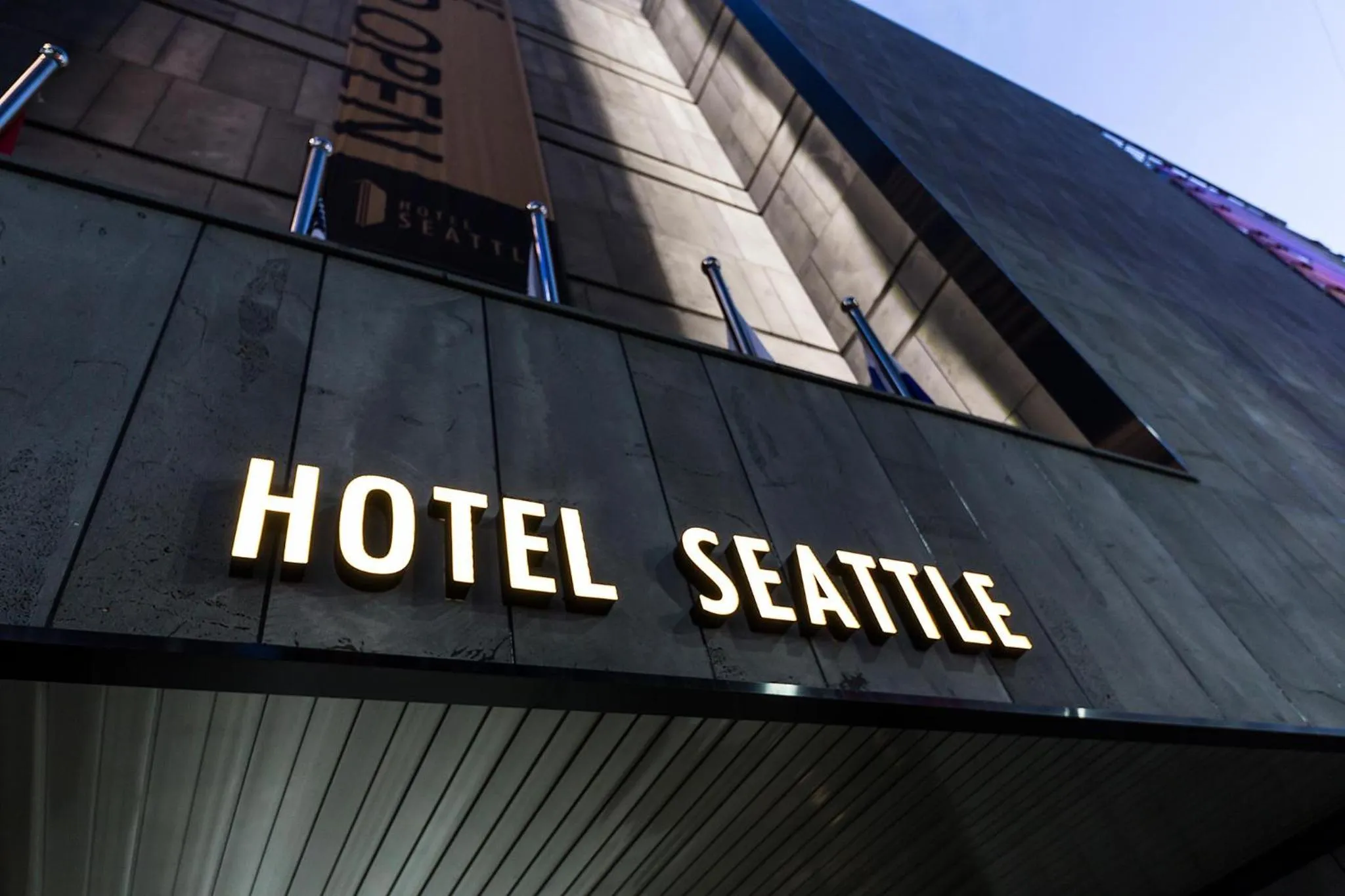 Facade/entrance in Incheon Airport Hotel Seattle