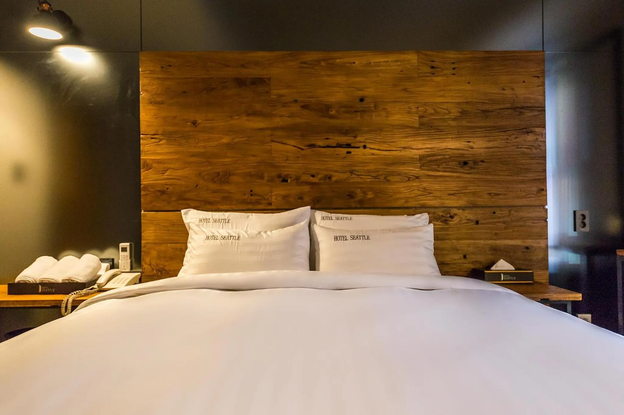 Bed in Incheon Airport Hotel Seattle