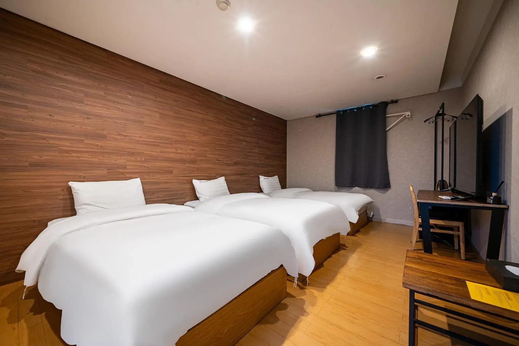 Family Room in Incheon Airport Hotel Seattle Family Room in Incheon Airport Hotel Seattle