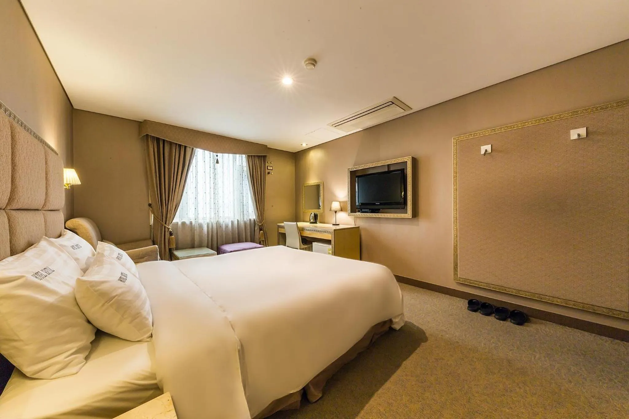 Bed in Incheon Airport Hotel Seattle