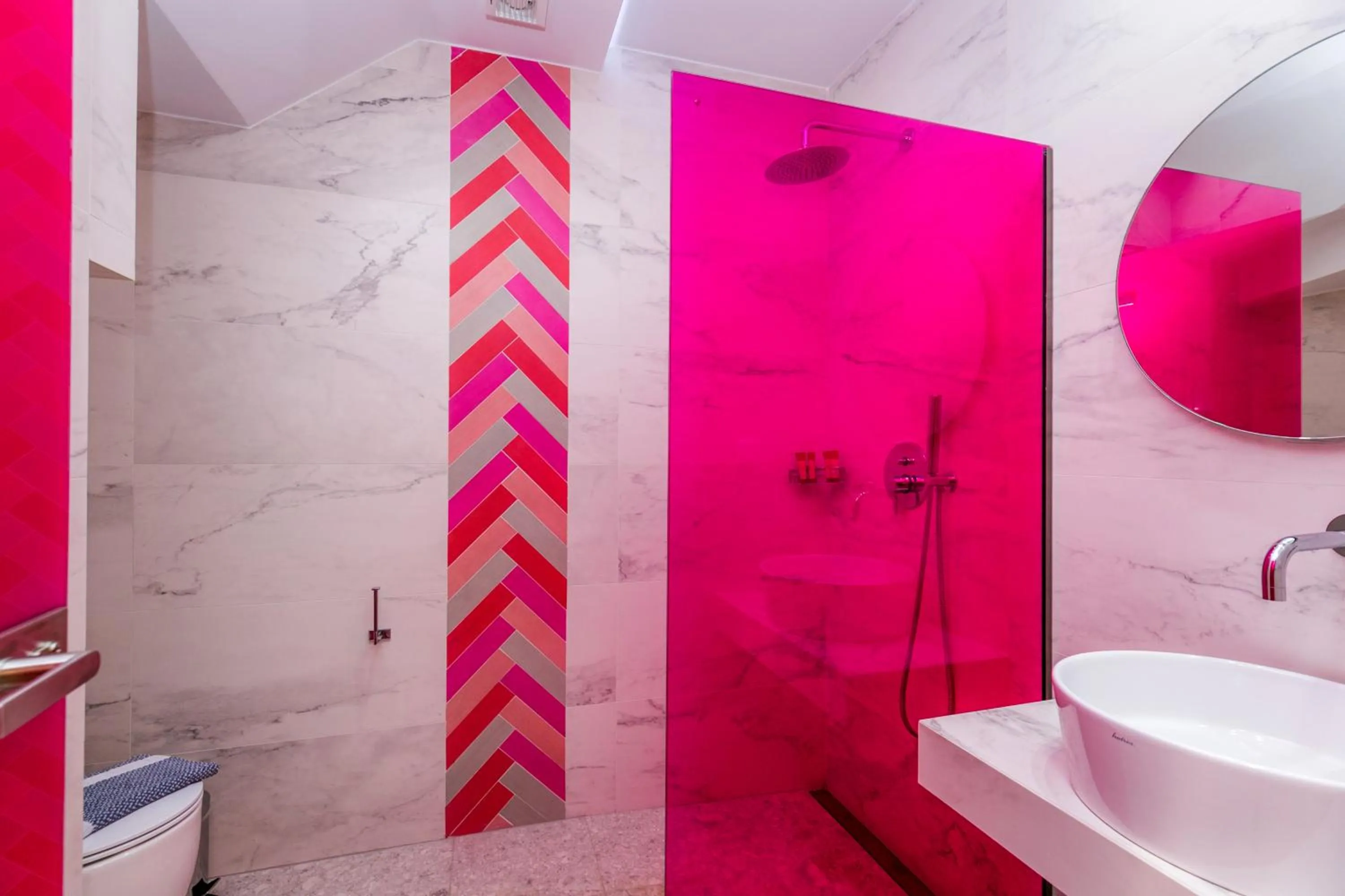 The Elegant Apartments