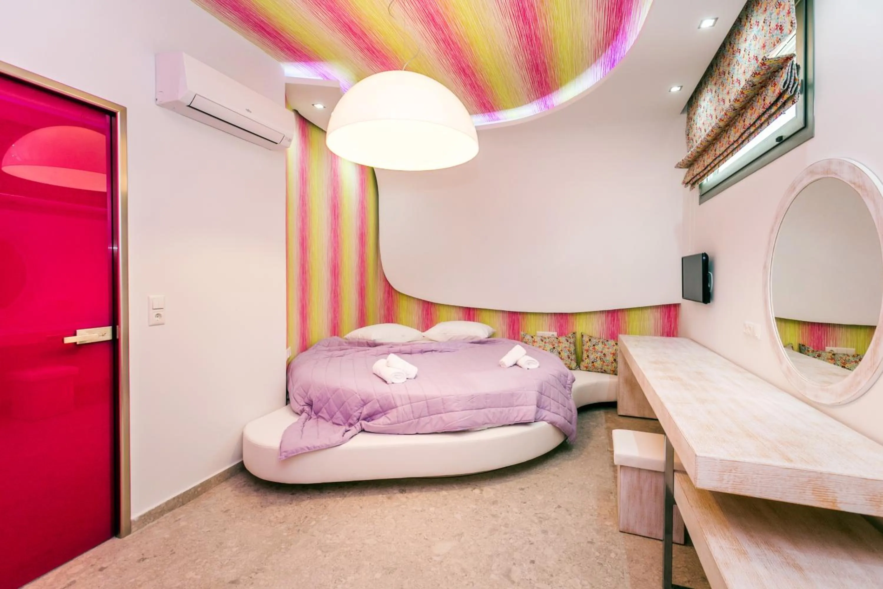 The Elegant Apartments