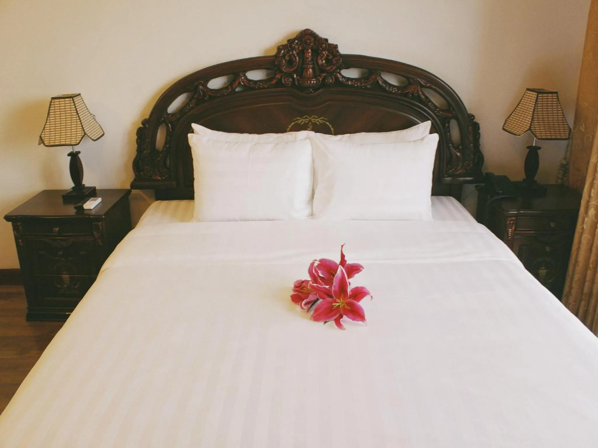 Bed in Cosiana Hue Hotel