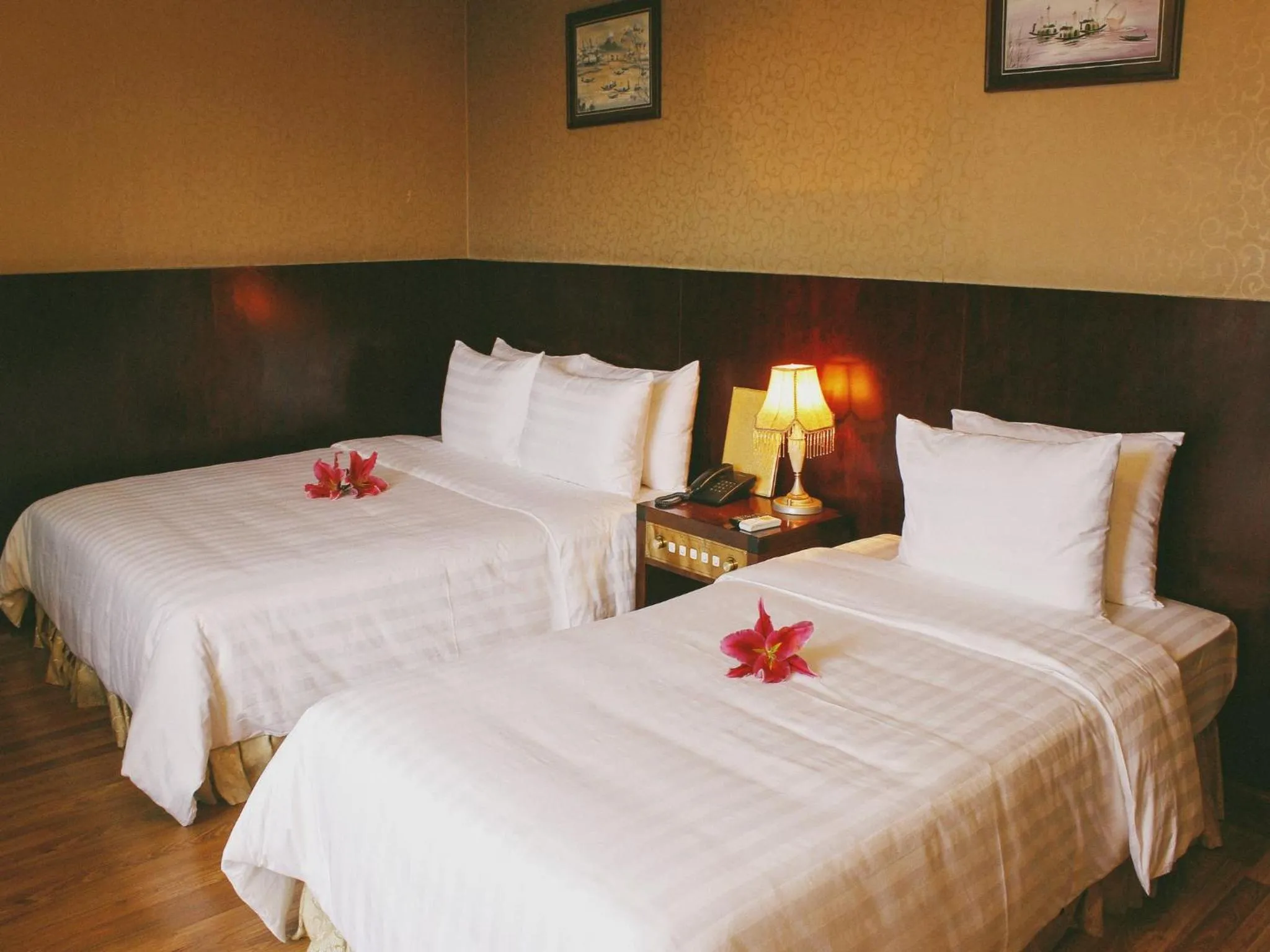 Bed in Cosiana Hue Hotel