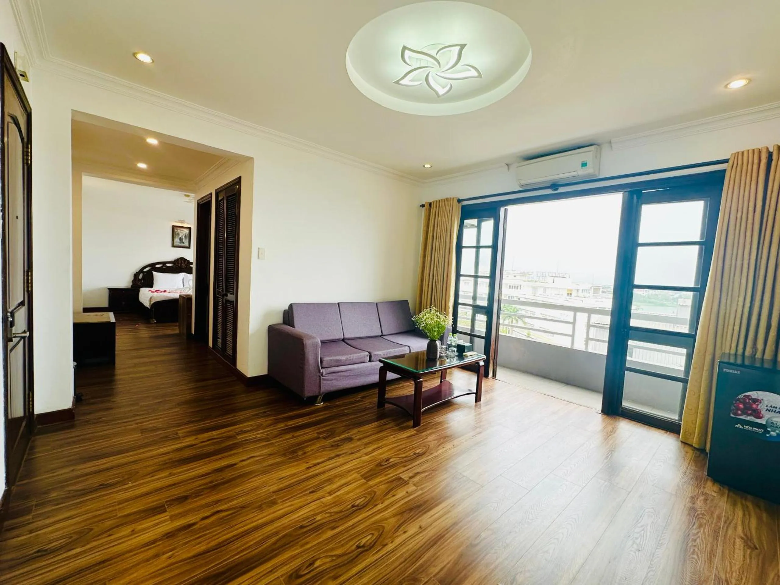 Bed in Cosiana Hue Hotel