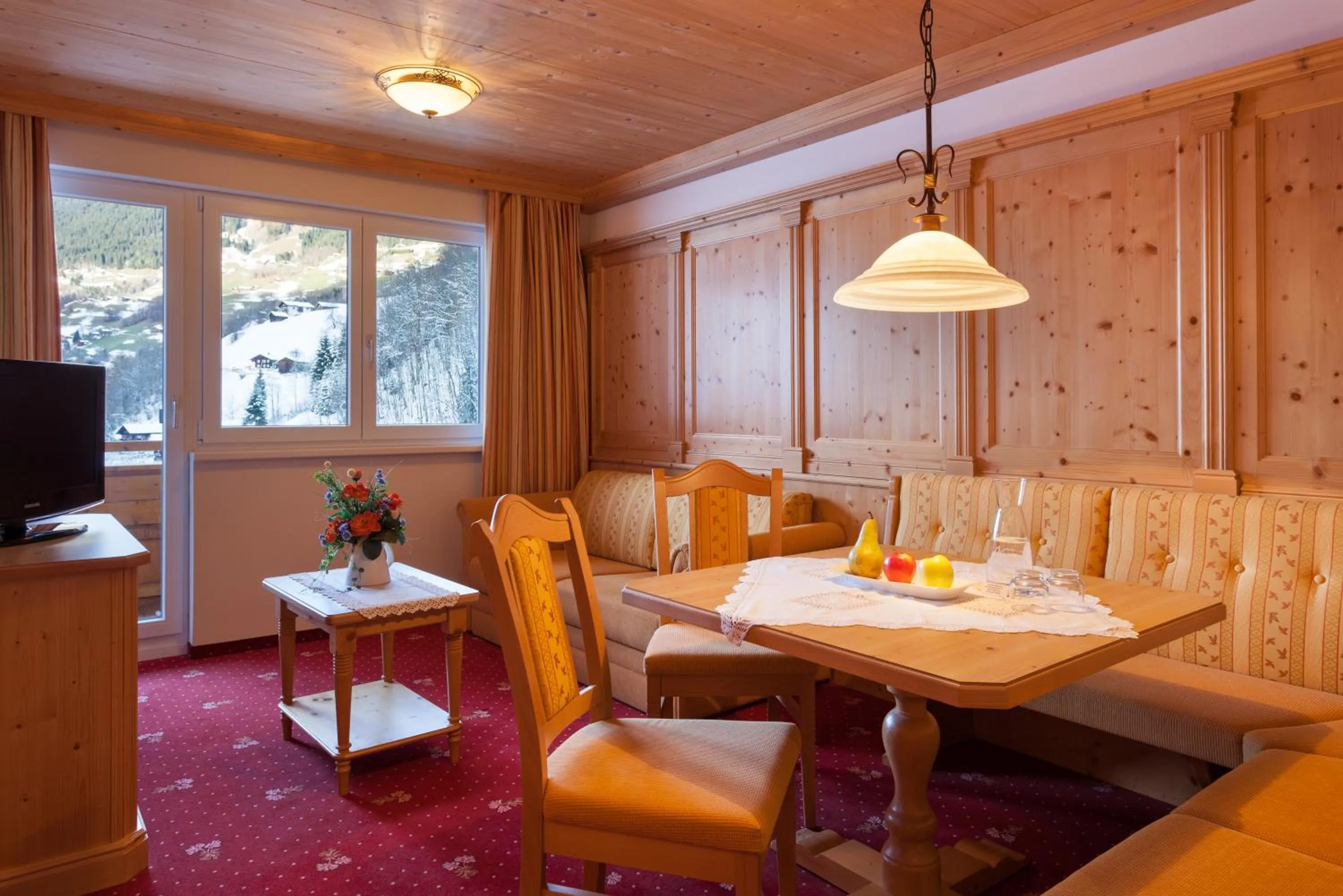 Living room in Hotel Bergkristall