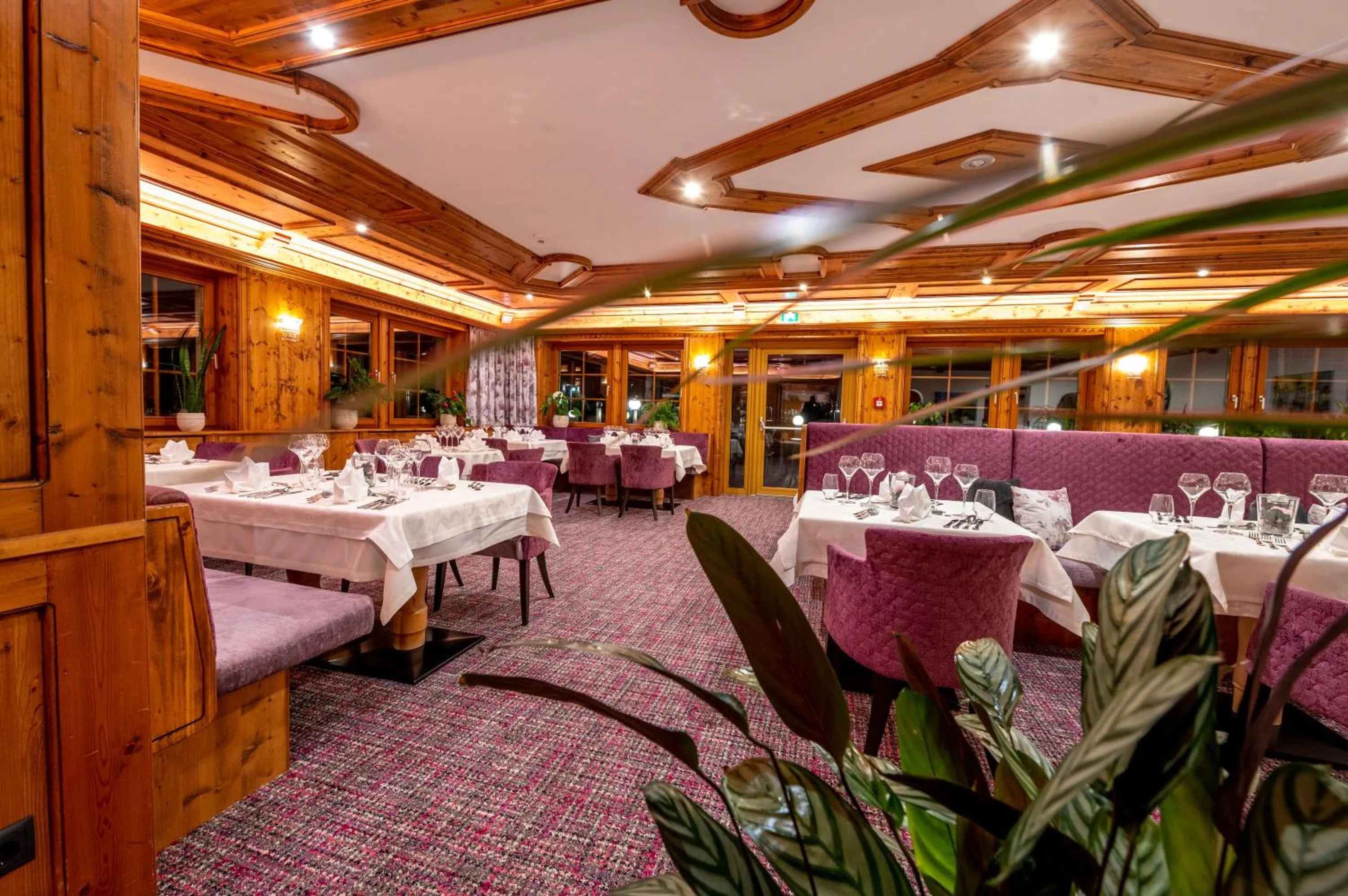 Restaurant/places to eat in Hotel Bergkristall