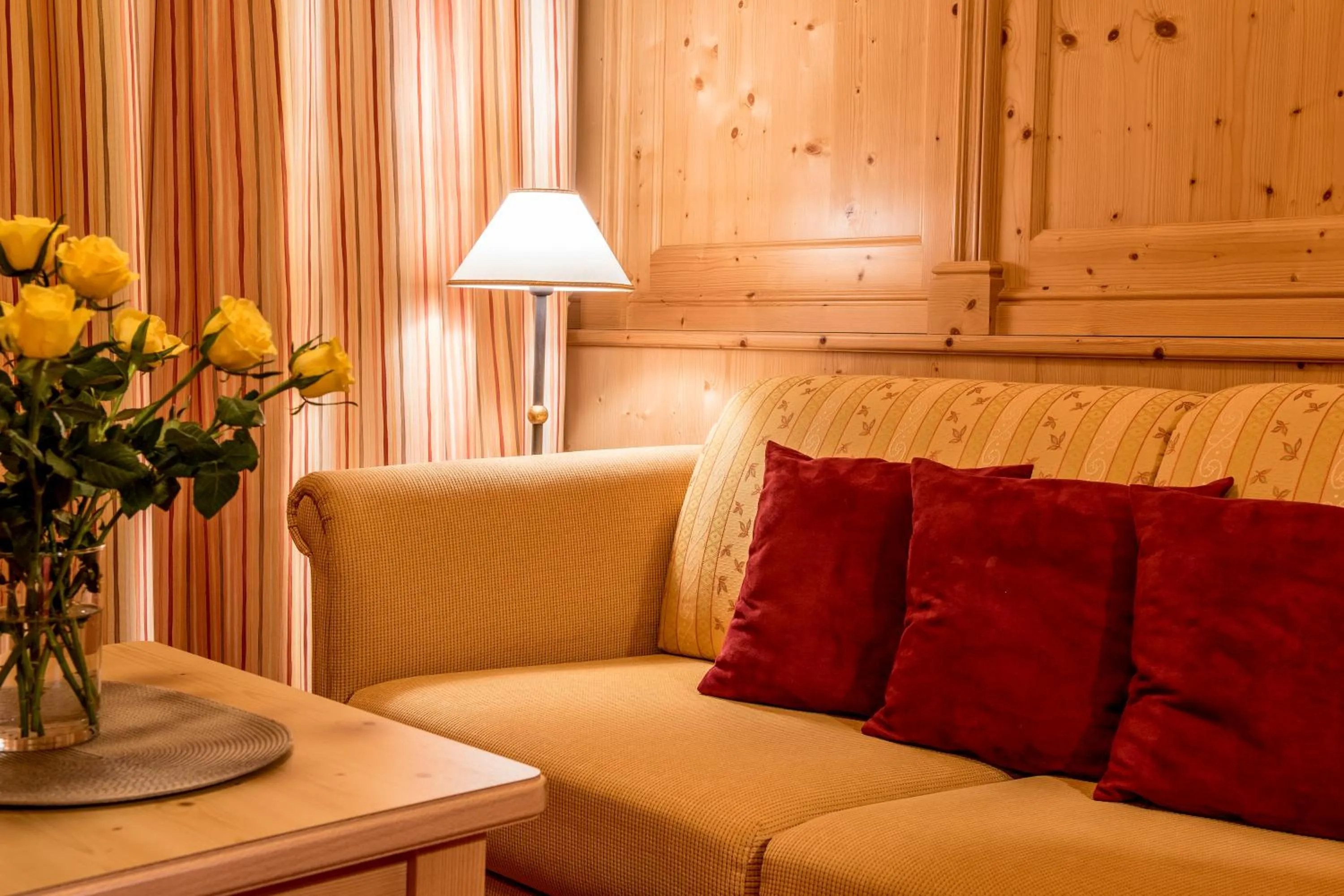 Living room in Hotel Bergkristall