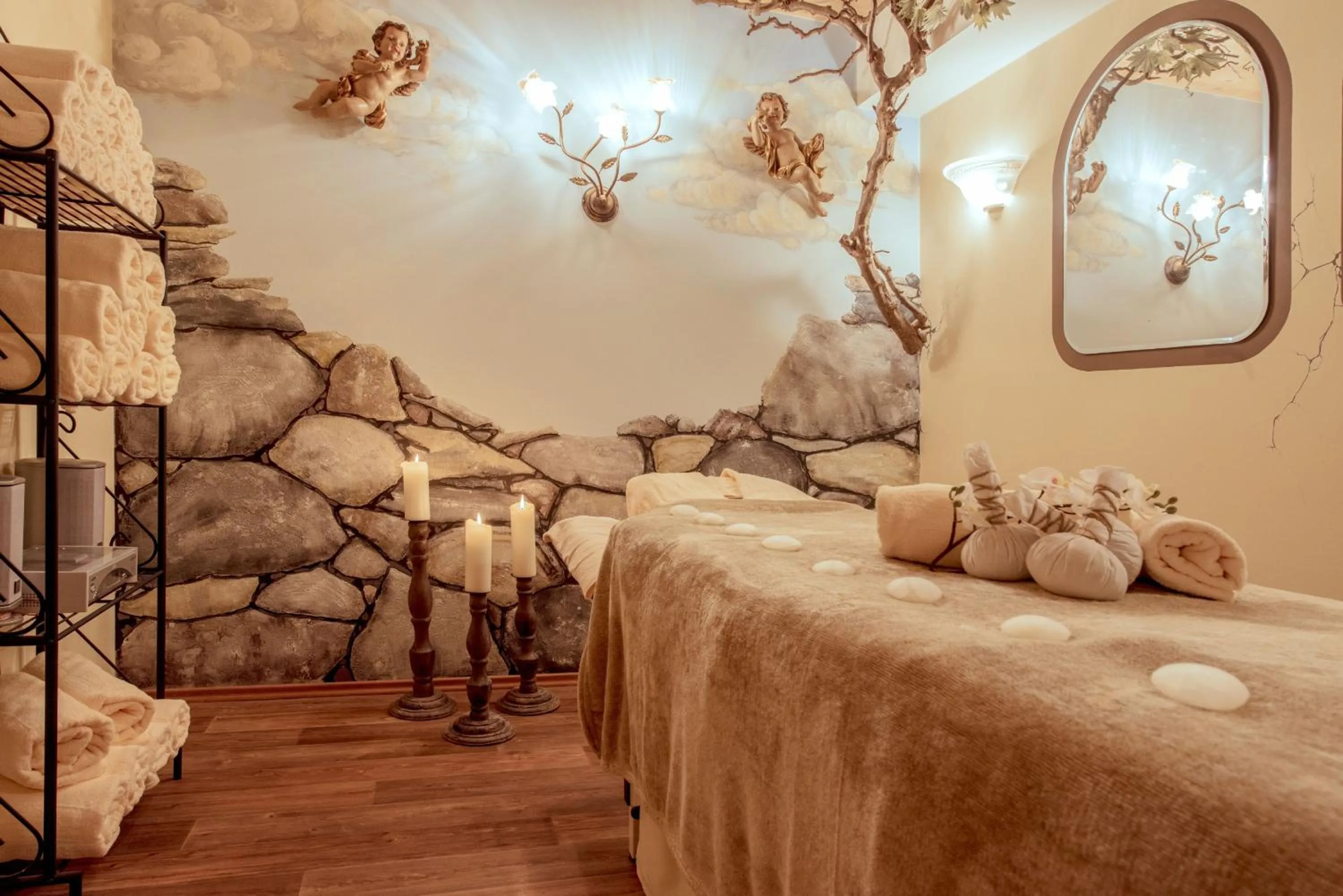 Massage, Bed in Hotel Bergkristall