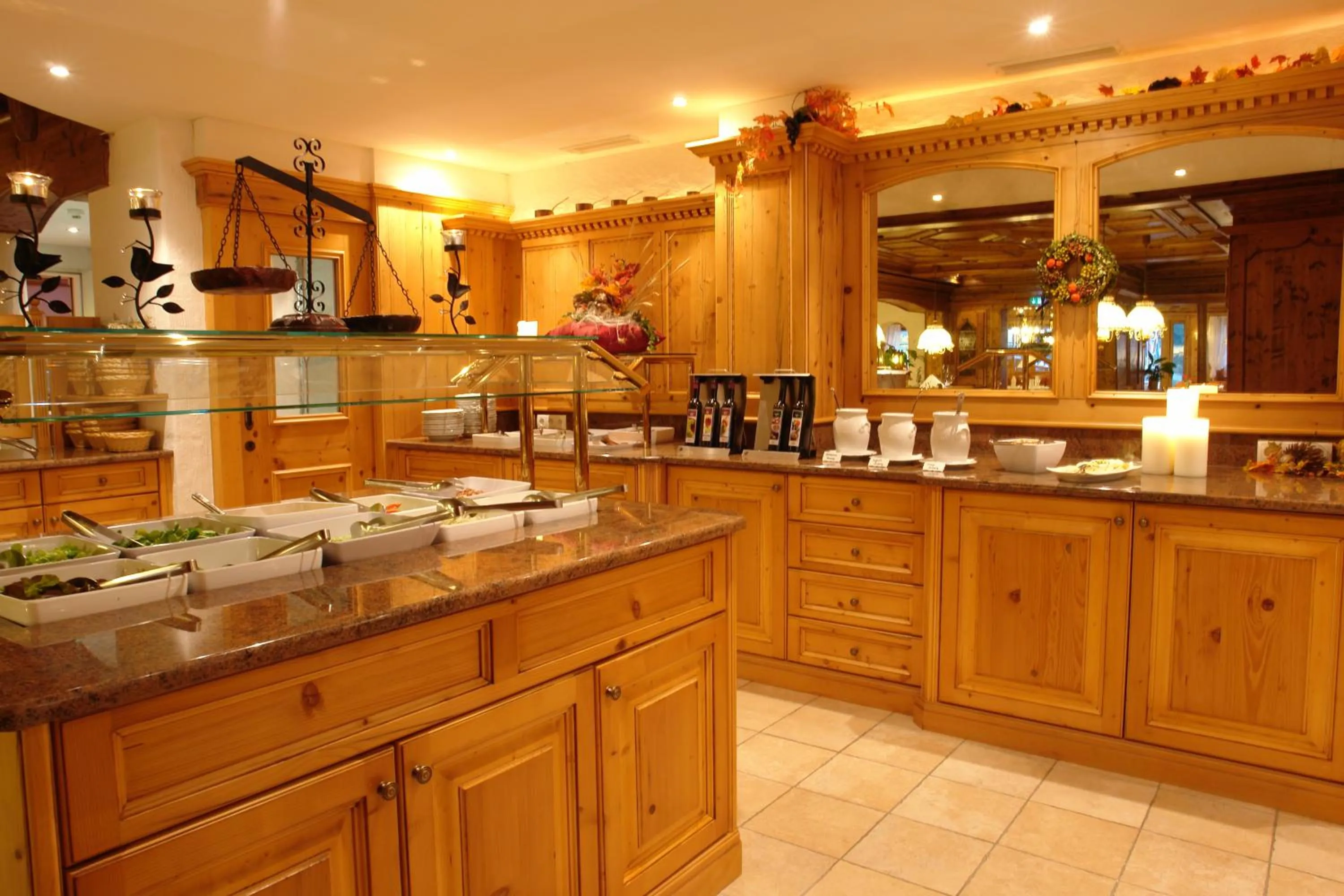 Restaurant/places to eat in Hotel Bergkristall