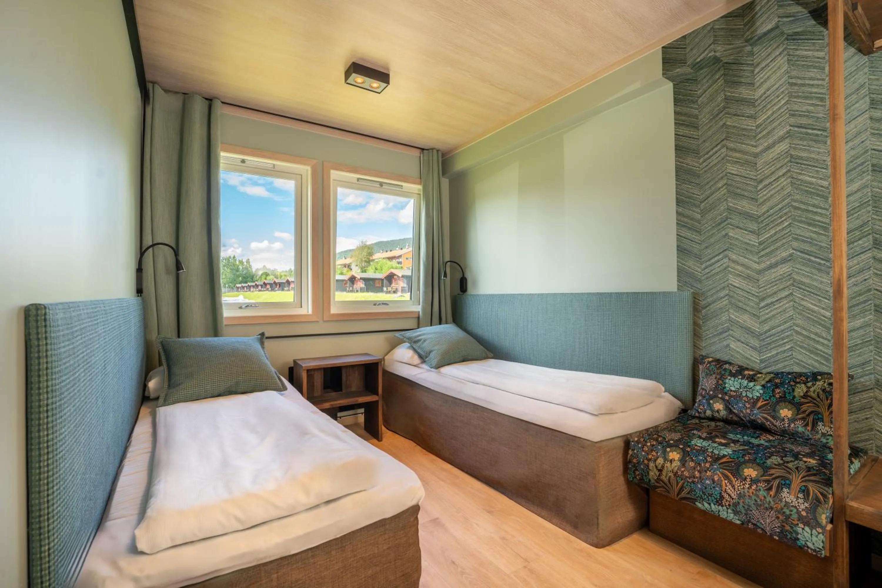 Family, Bed in Lillehammer Turistsenter Budget Hotel