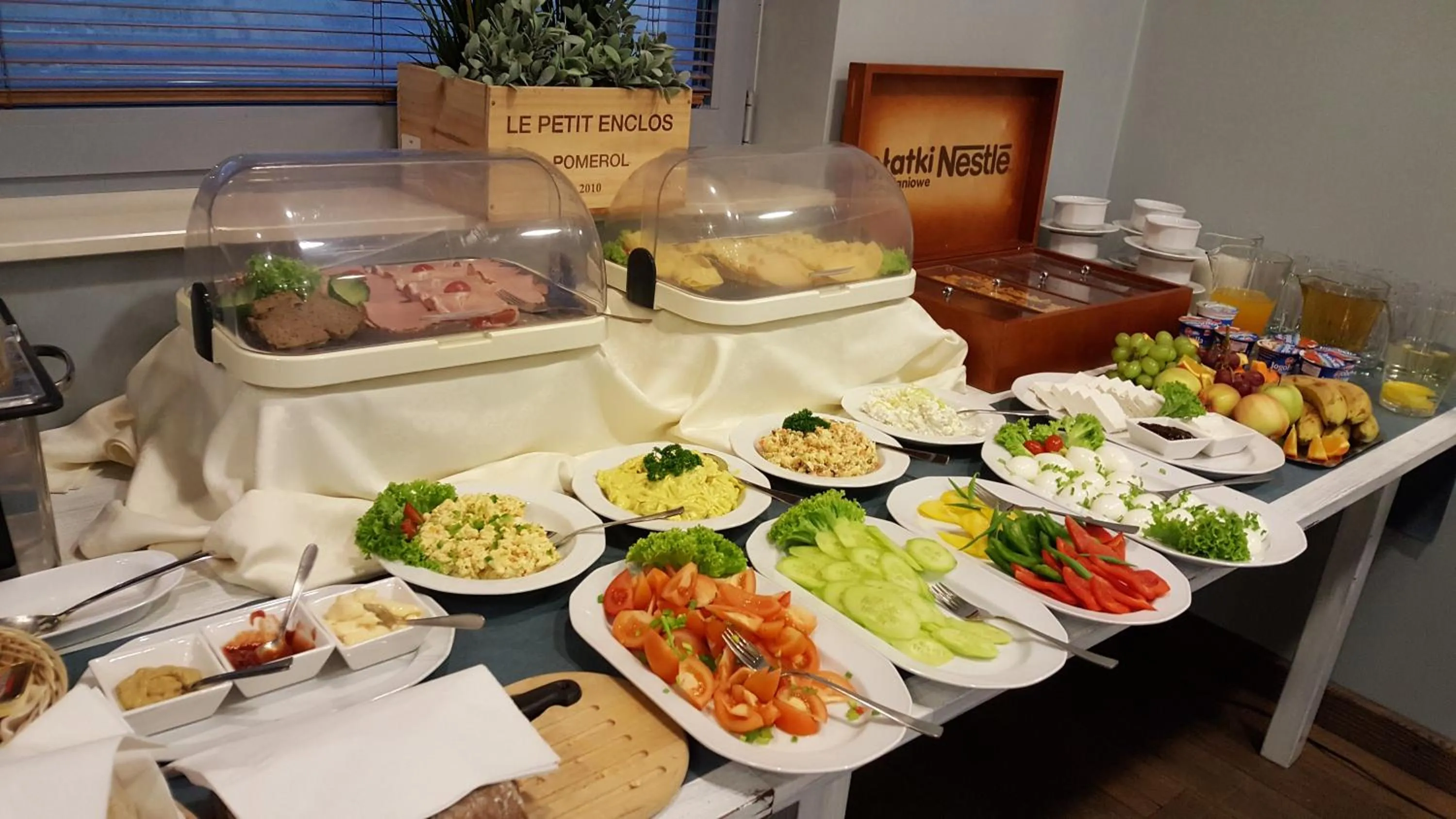 Coffee/tea facilities in Hotel Morski