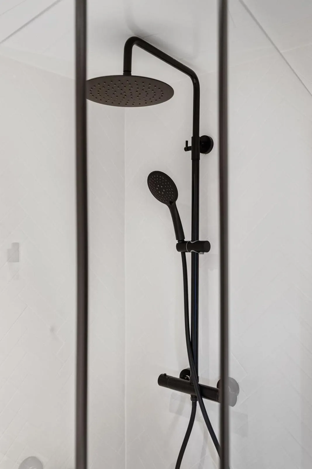 Bathroom in BJØRVIKA APARTMENTS, Teaterplassen, Oslo city center