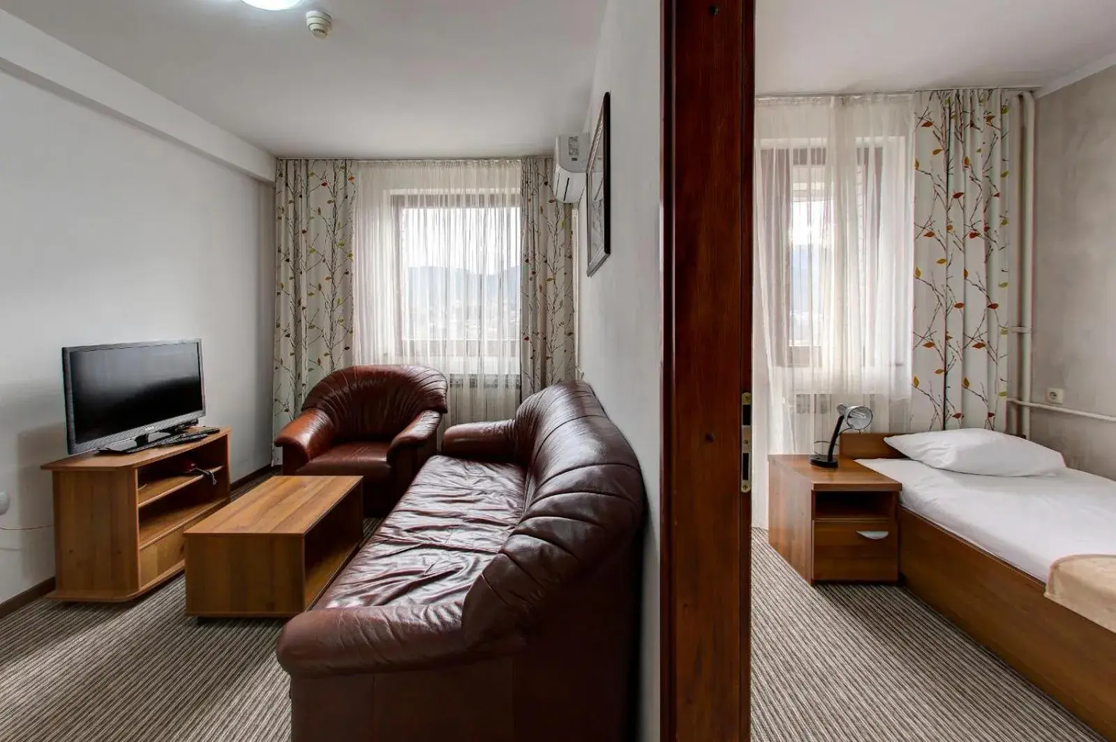 Two-Bedroom Apartment (4 Adults) in Hotel Damis Two-Bedroom Apartment (4 Adults) in Hotel Damis