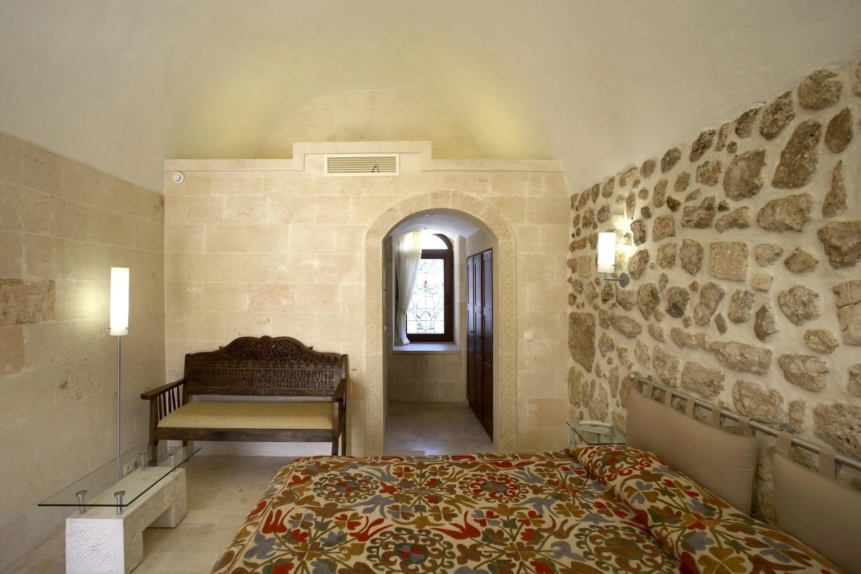 Bedroom in Kasr-i Nehroz Hotel