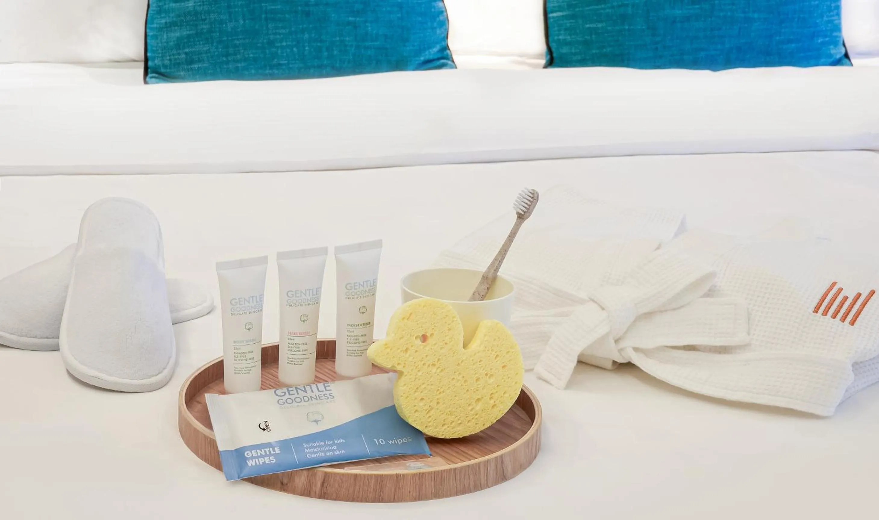 Bedroom, Bed in M Hotel Singapore City Centre