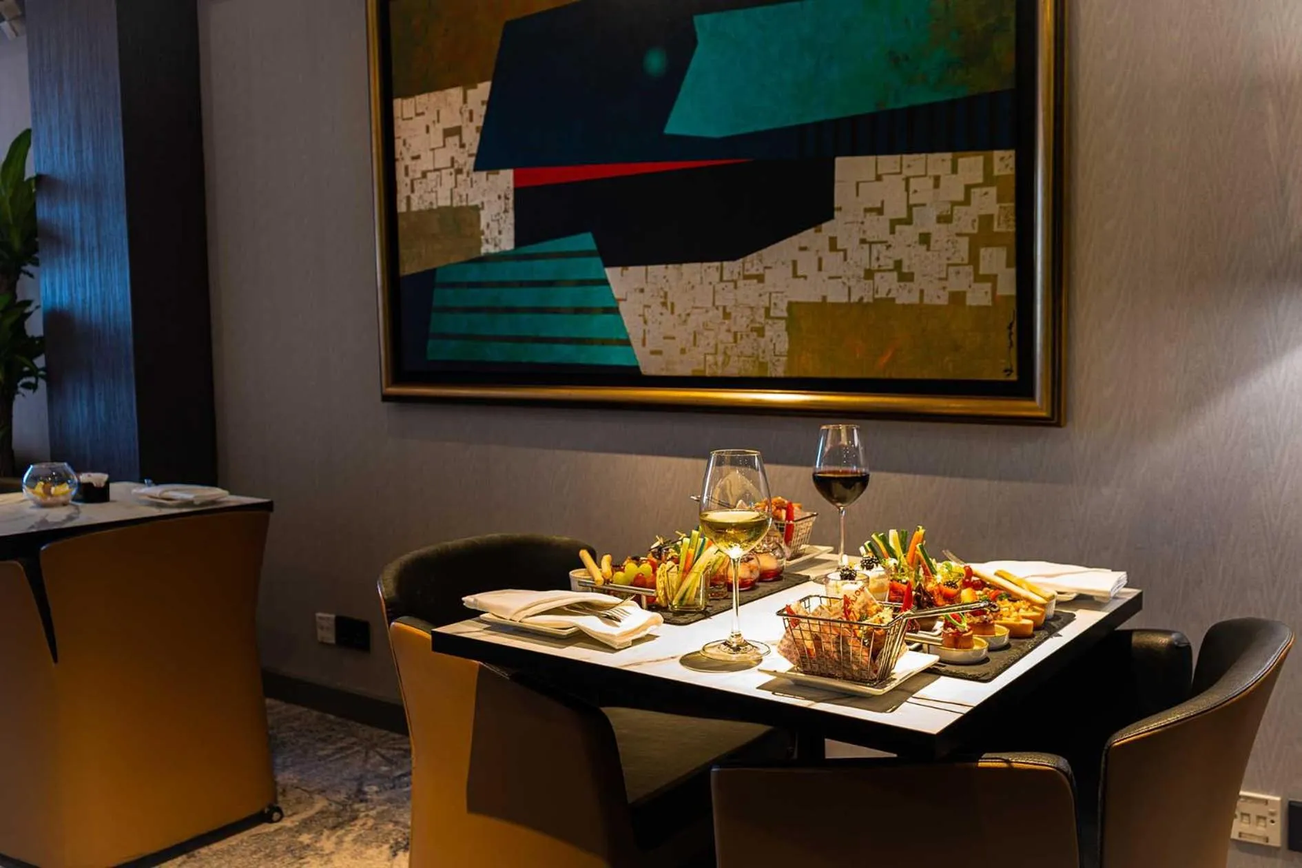 Food and drinks in M Hotel Singapore City Centre