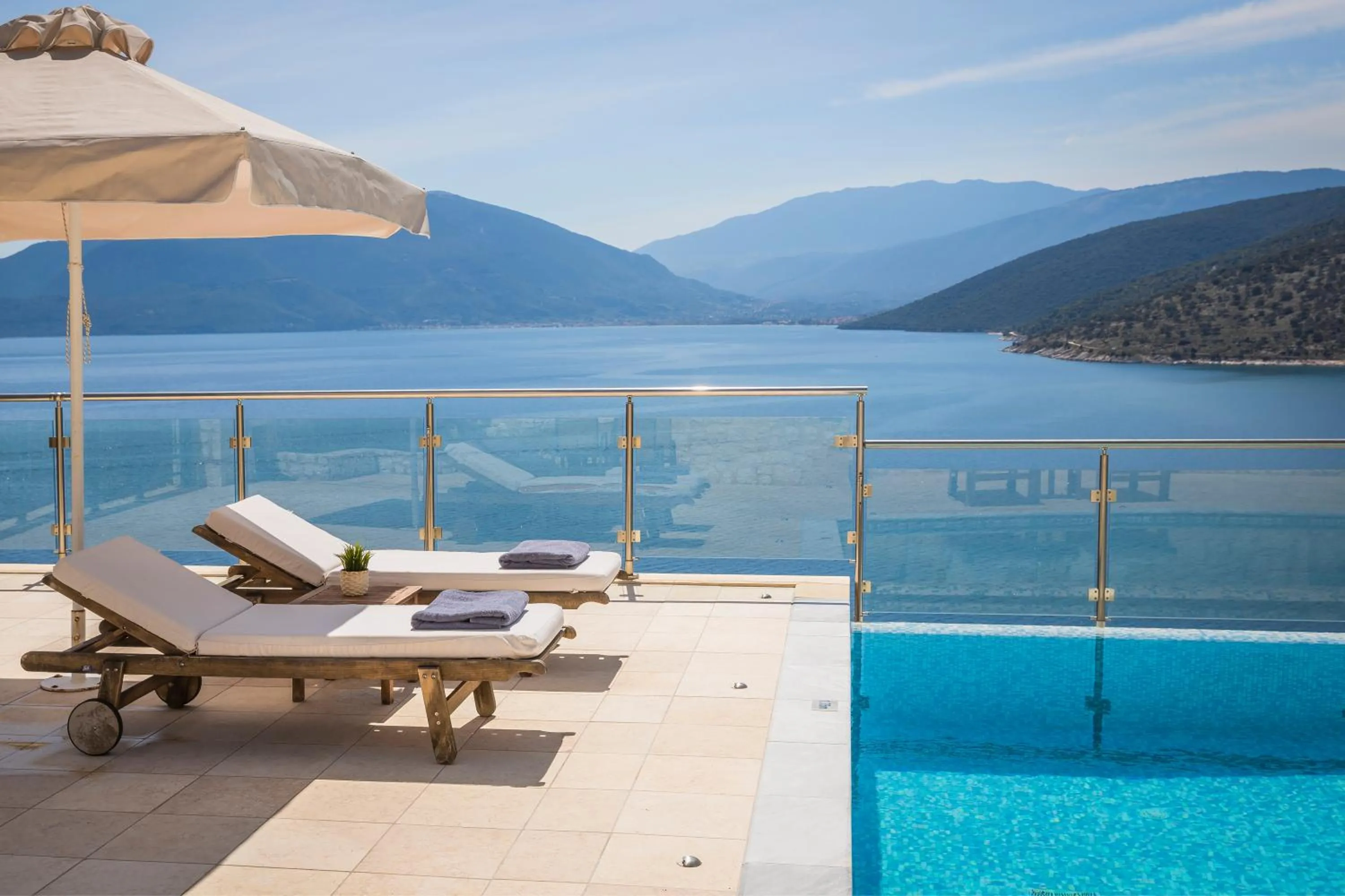 Day in Kefalonia Bay Palace