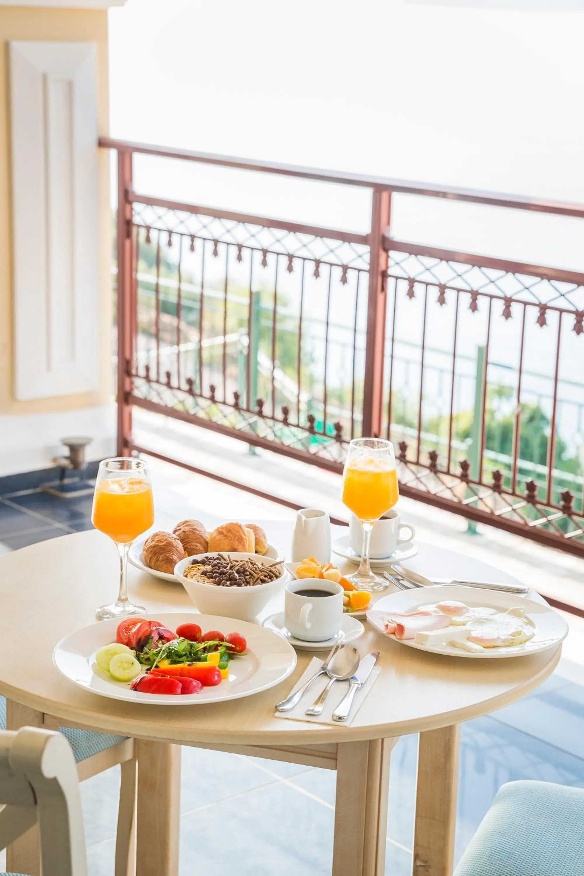 Buffet breakfast in Kefalonia Bay Palace