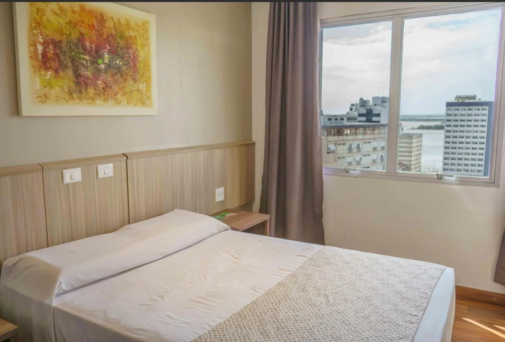 Bed in Hotel Nacional Inn Porto Alegre - by Nacional Inn - Próximo à Arena do Grêmio, Parque Harmonia e Réveillon na Orla do Guaíba