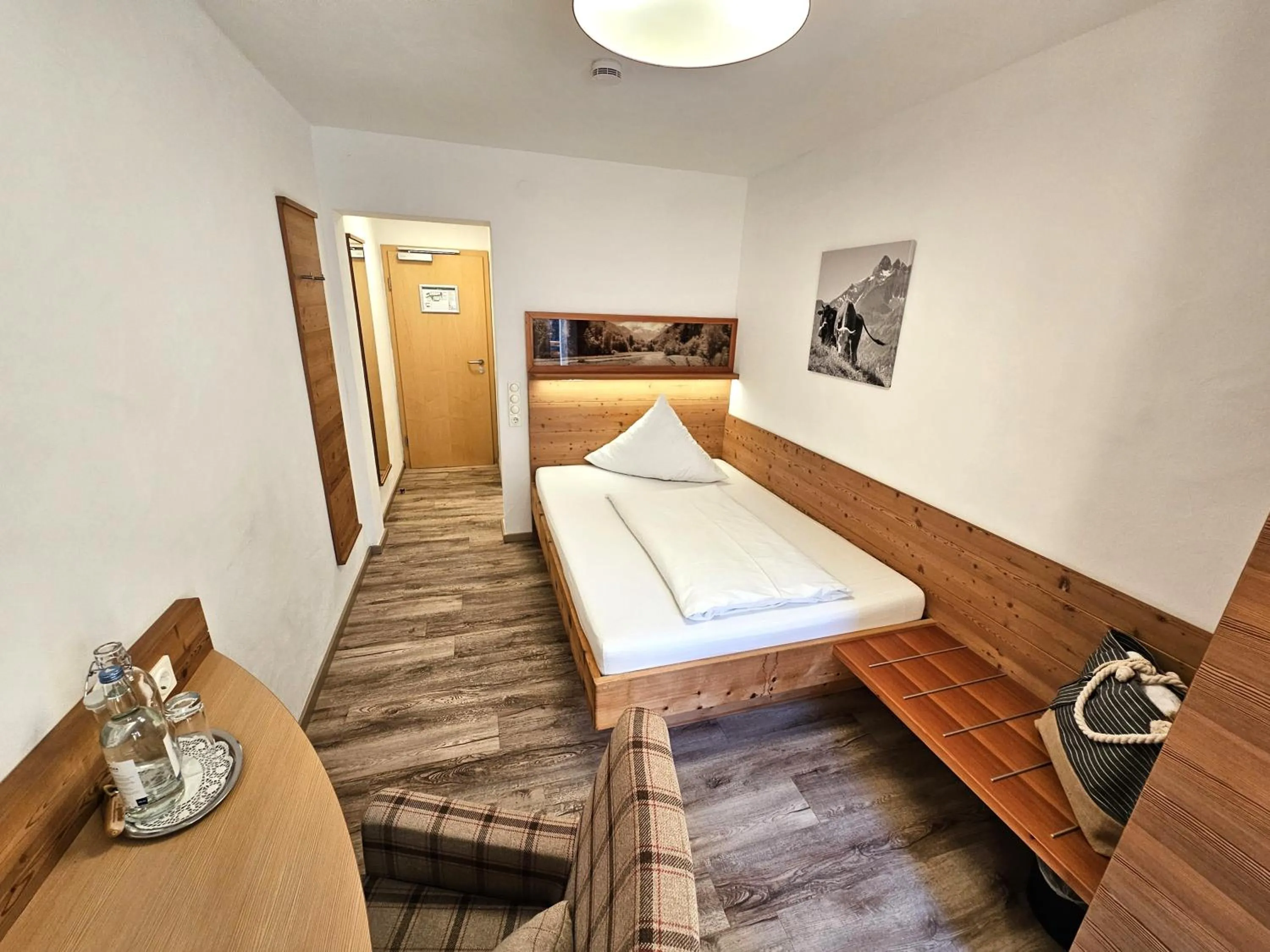 Photo of the whole room, Bed in Naturhotel Café Waldesruhe