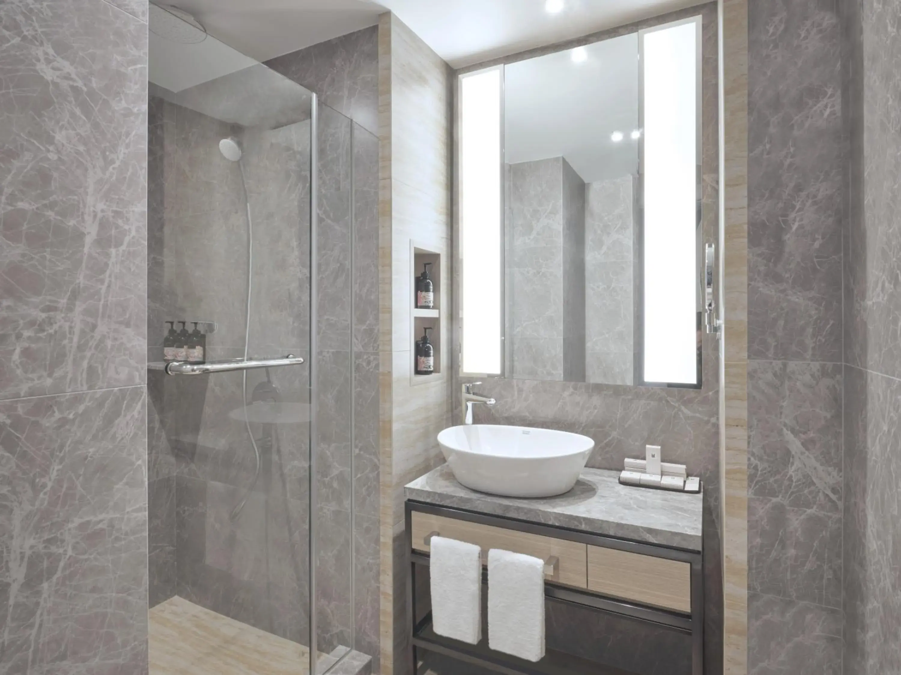 Grand Deluxe Twin (Newly Renovated Room) in Grand Copthorne Waterfront Grand Deluxe Twin (Newly Renovated Room) in Grand Copthorne Waterfront