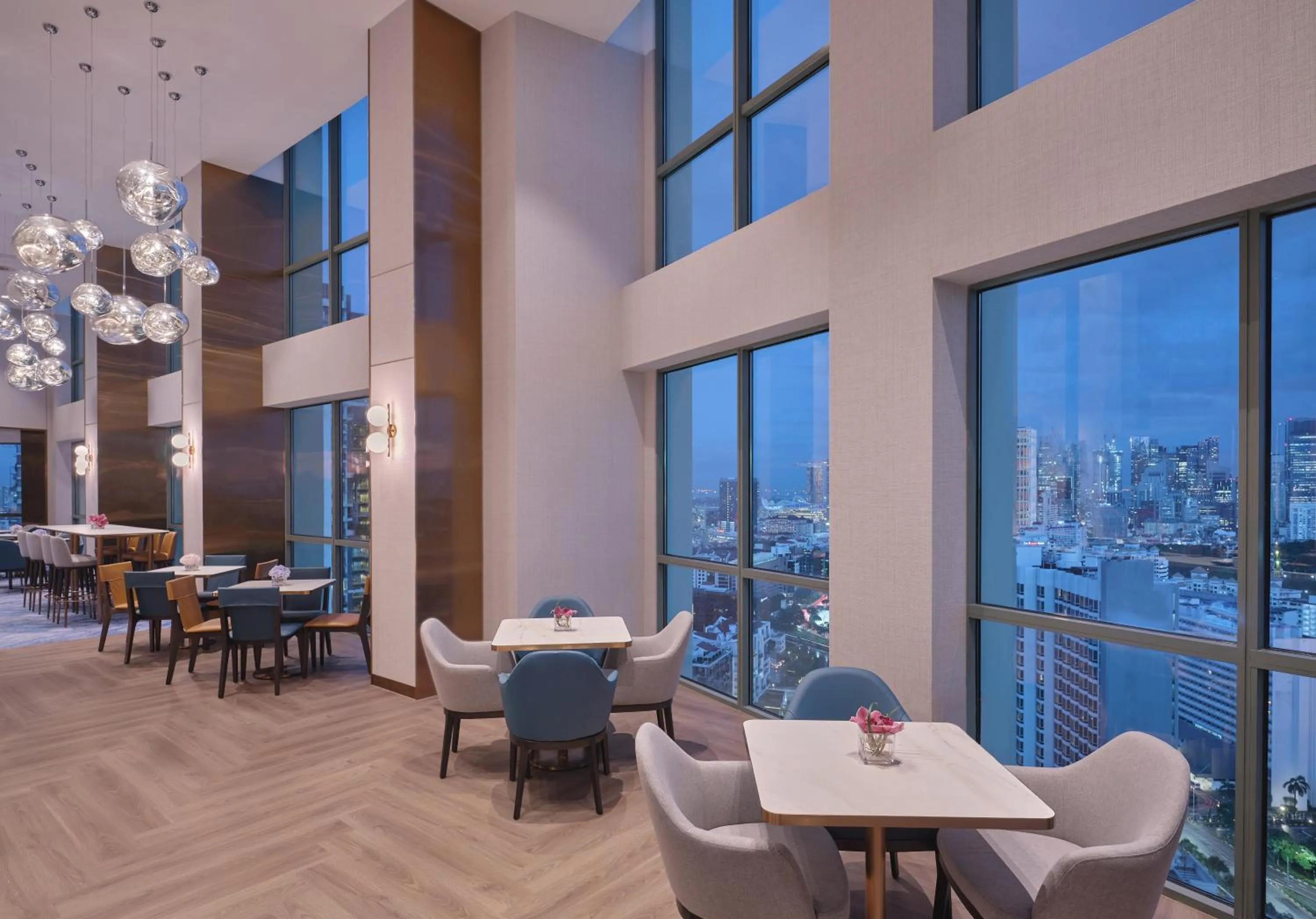 Lounge or bar in Grand Copthorne Waterfront