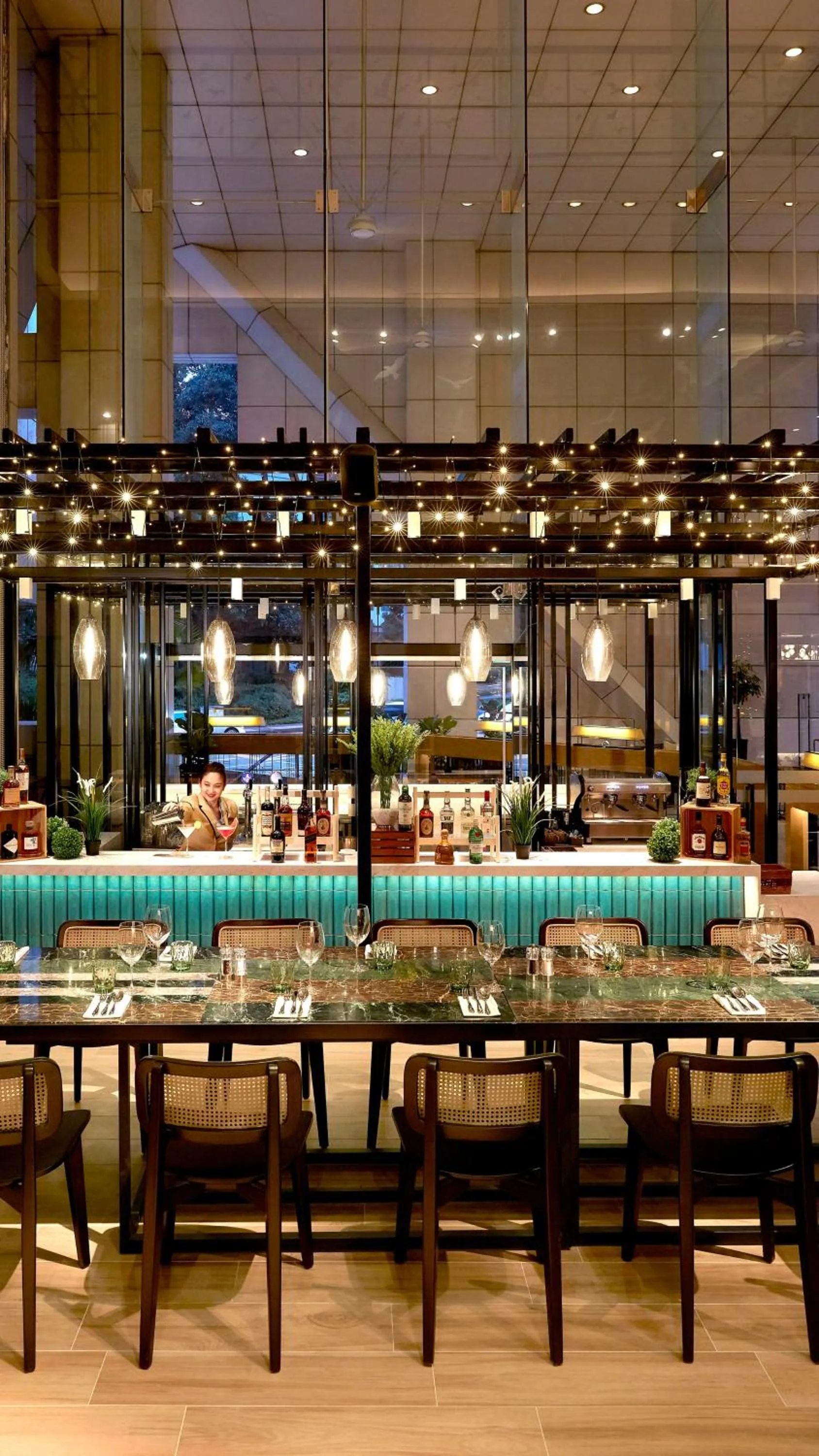 Restaurant/places to eat in Orchard Hotel Singapore