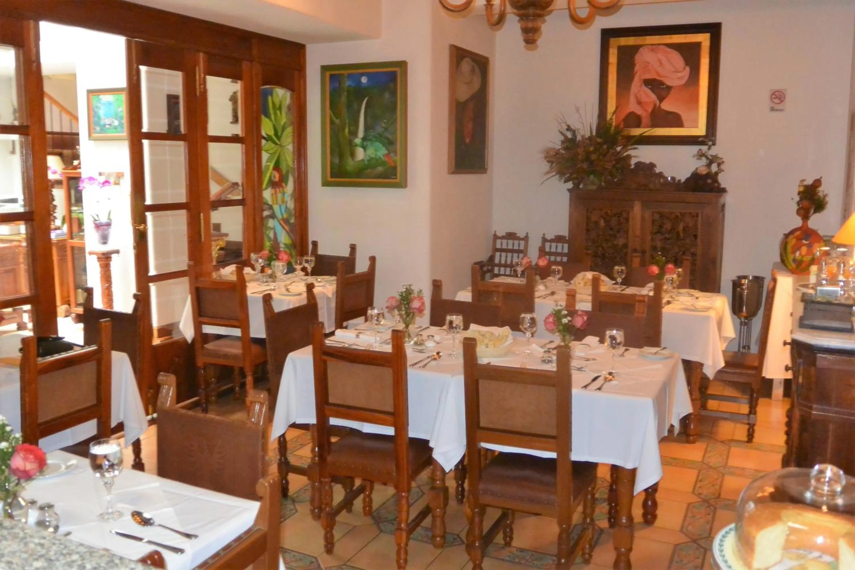Restaurant/places to eat in Hotel El Relicario Del Carmen