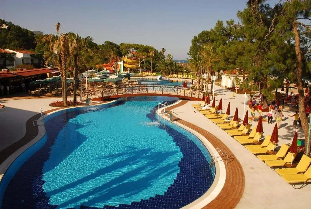 Swimming pool in Club Boran Mare Beach - All Inclusive