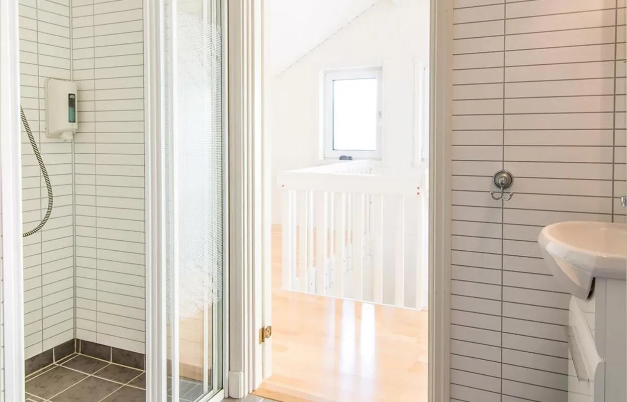 Bathroom in Vesterålen Resort & Kysthotell
