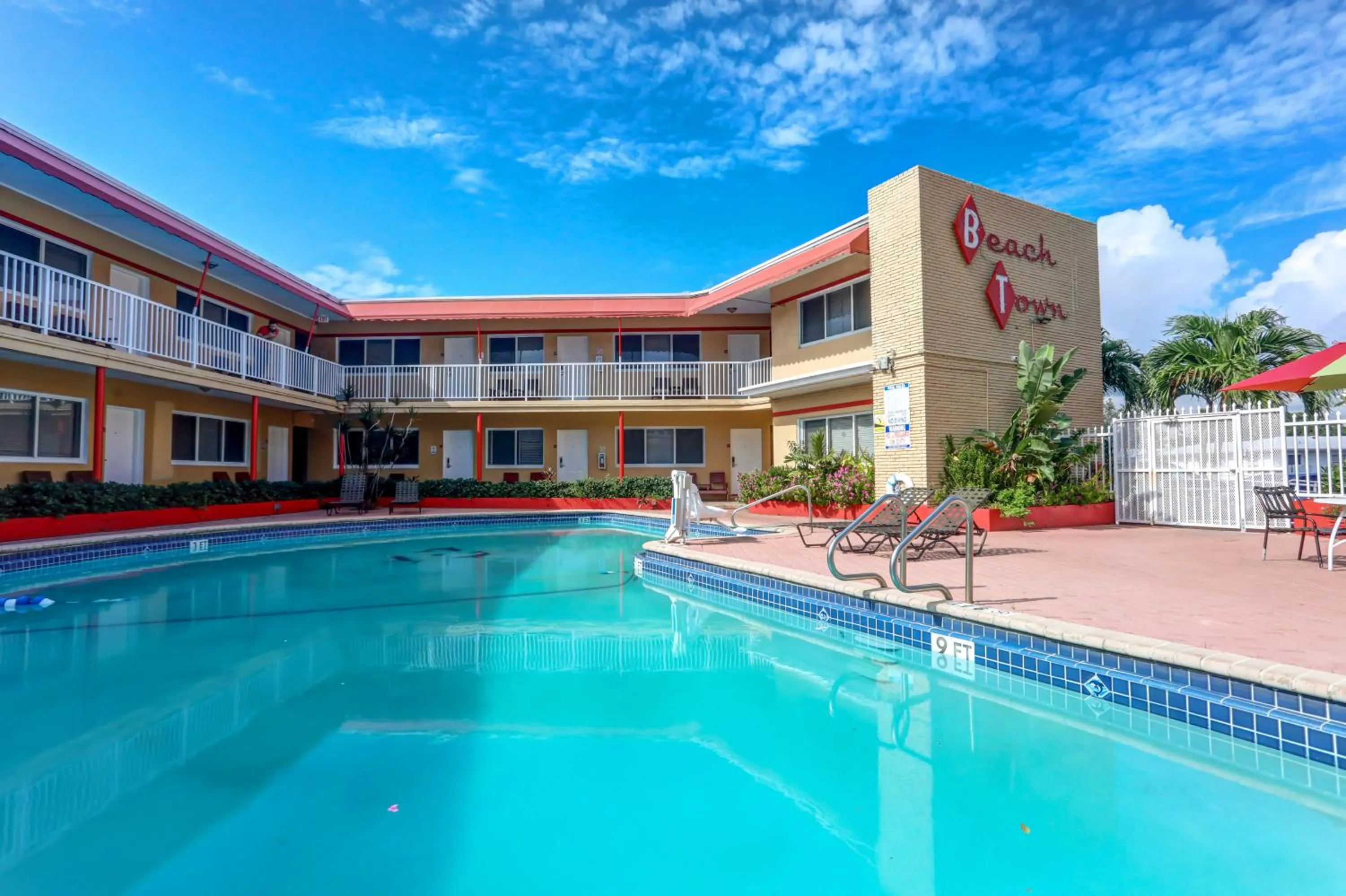 Beach and Town Motel