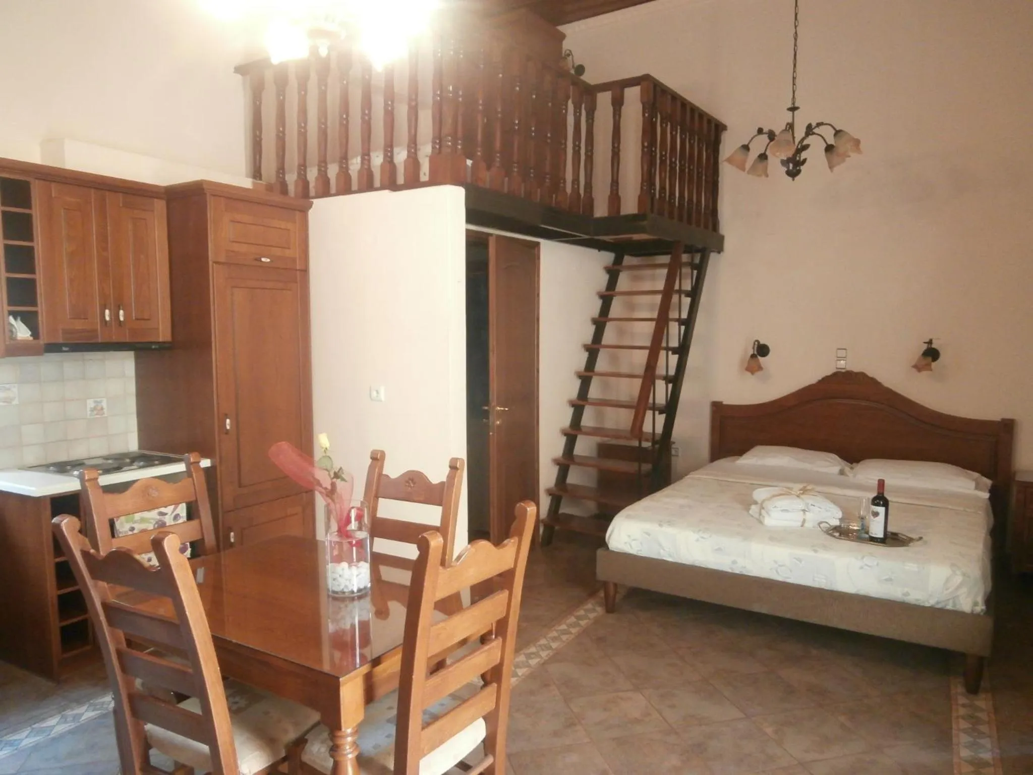 Photo of the whole room, Bed in Afroditi