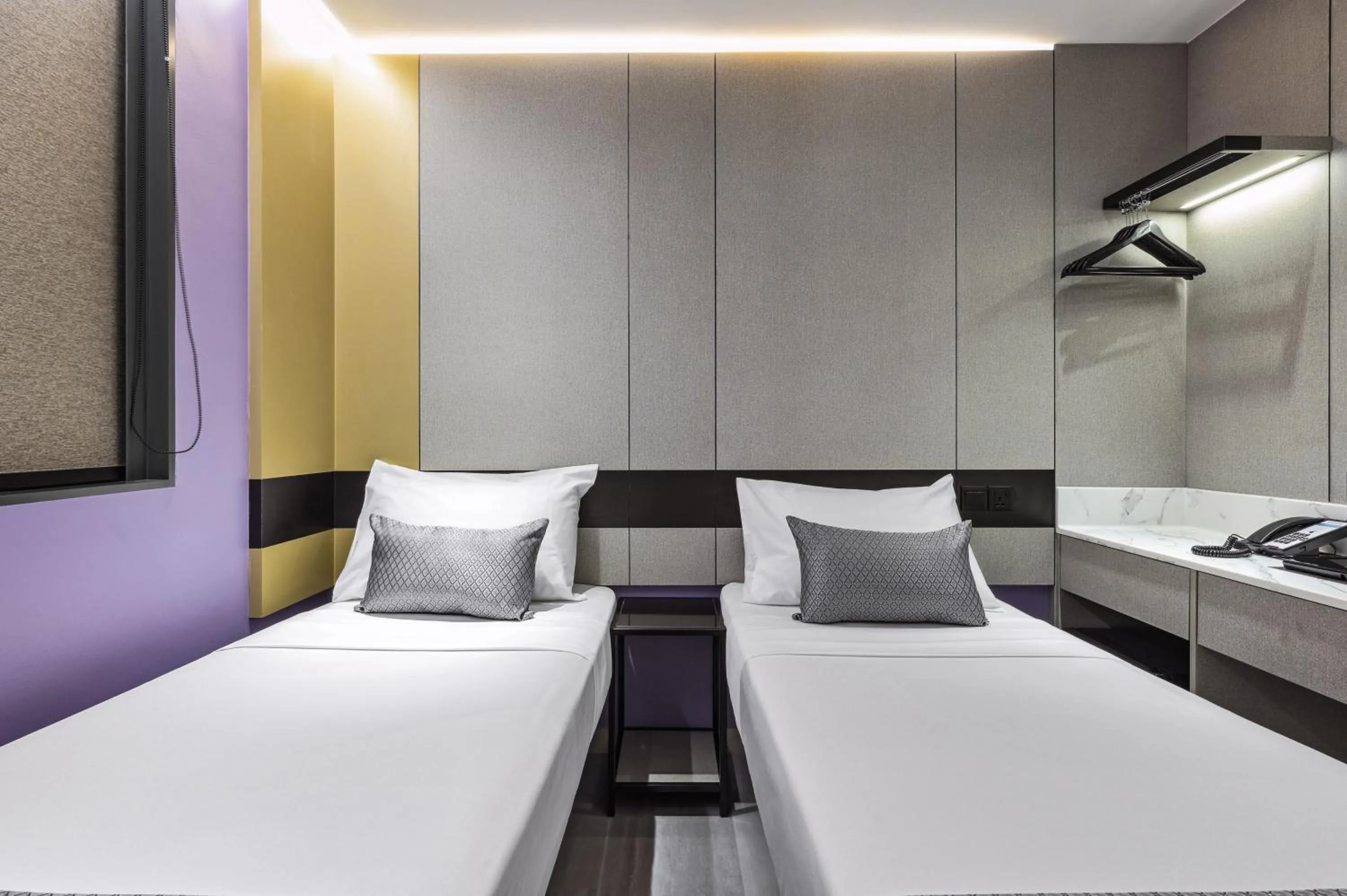 Bed in Hotel 81 Palace - NEWLY RENOVATED