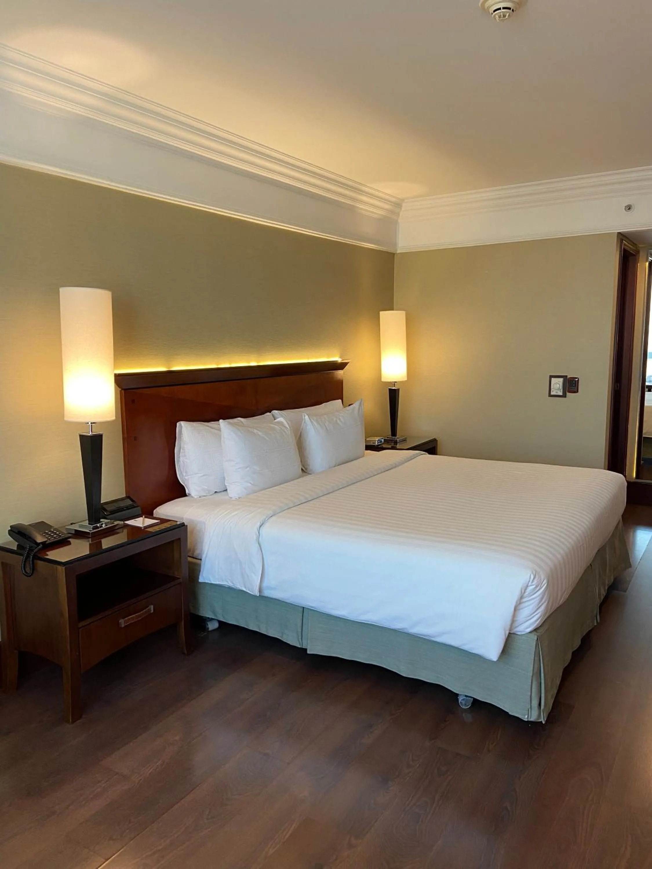 Bed in Regal Pacific Puerto Madero