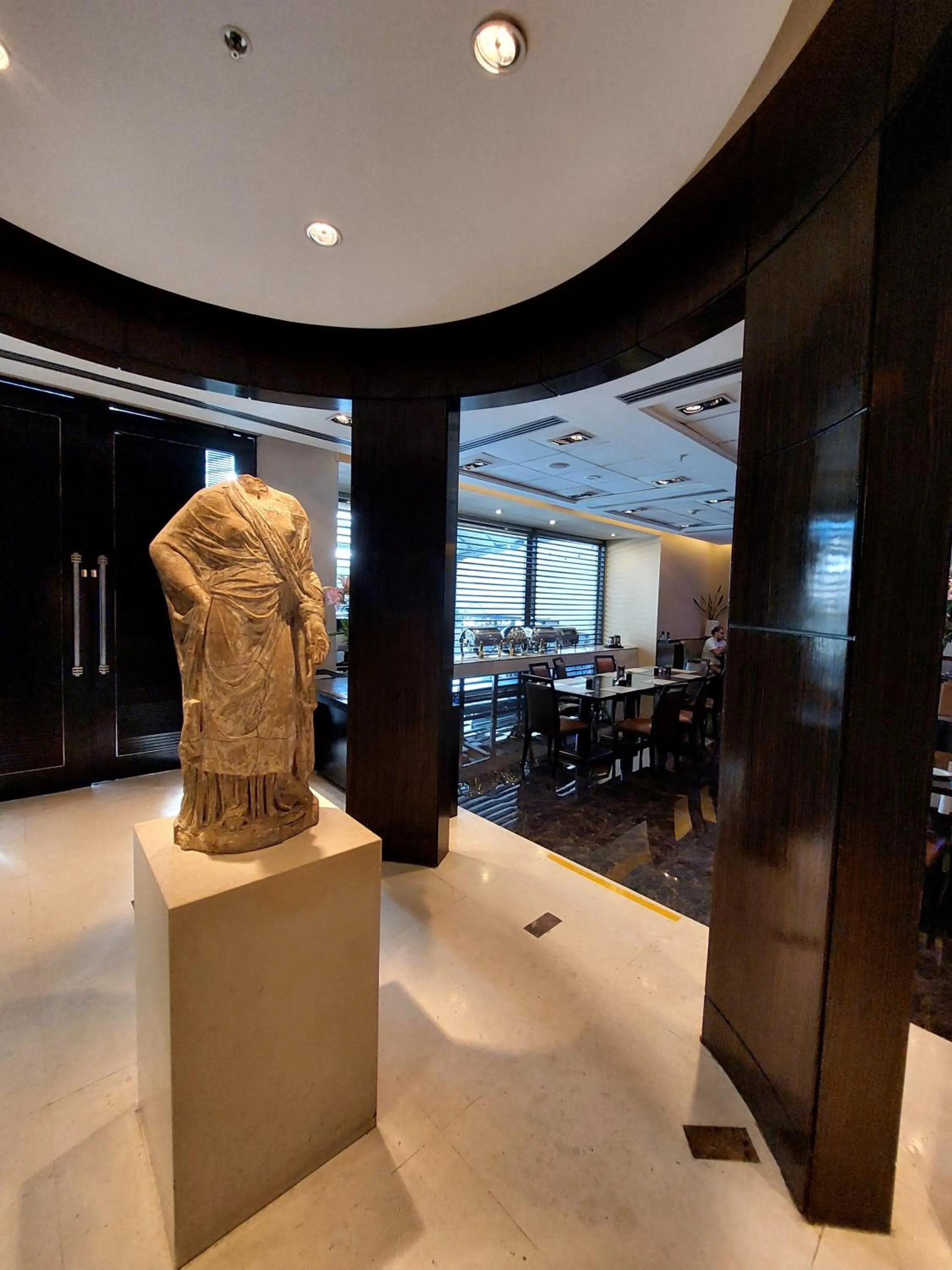 Restaurant/places to eat in Regal Pacific Puerto Madero