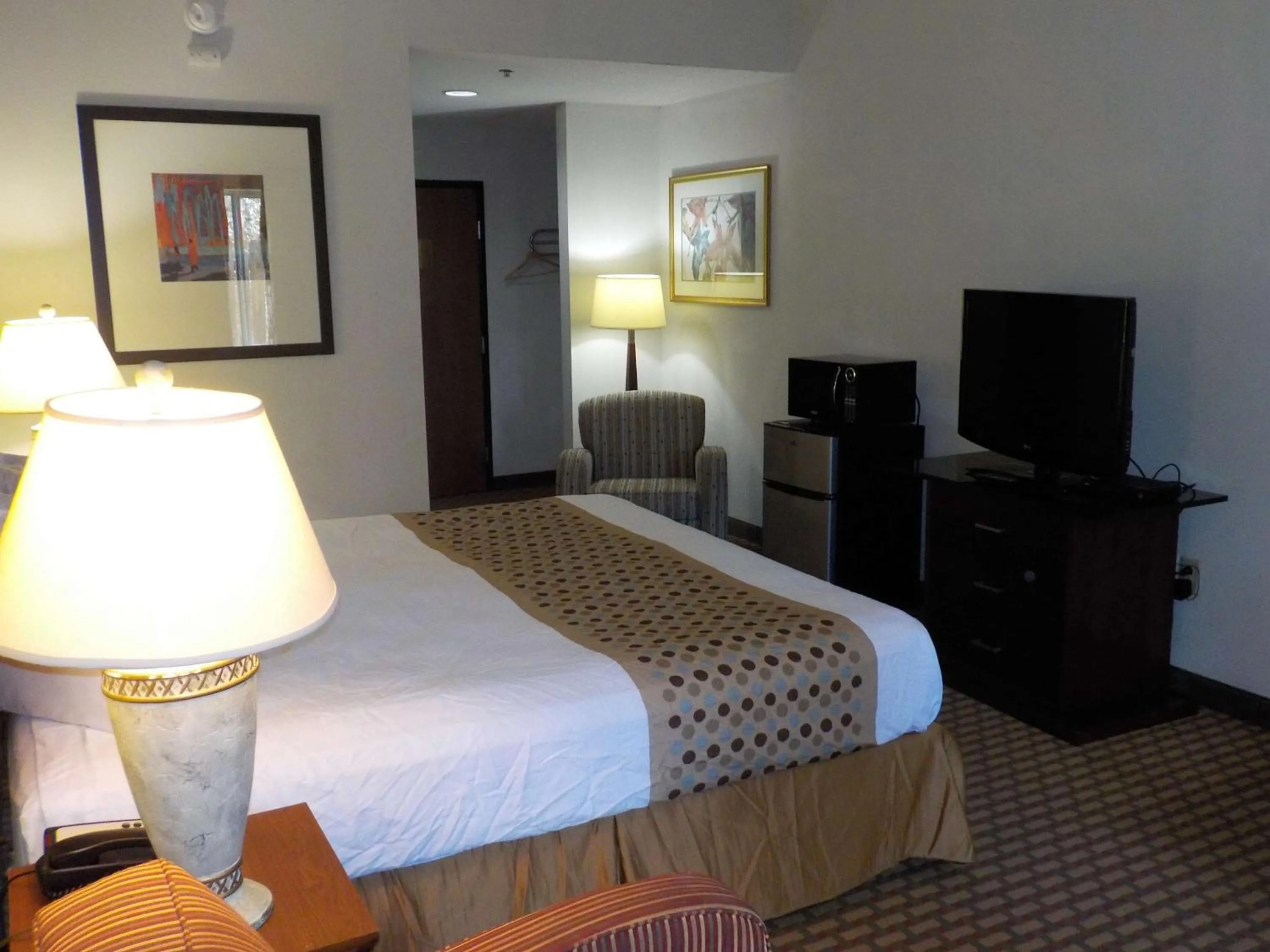 Bedroom in Sonesta Essential Augusta