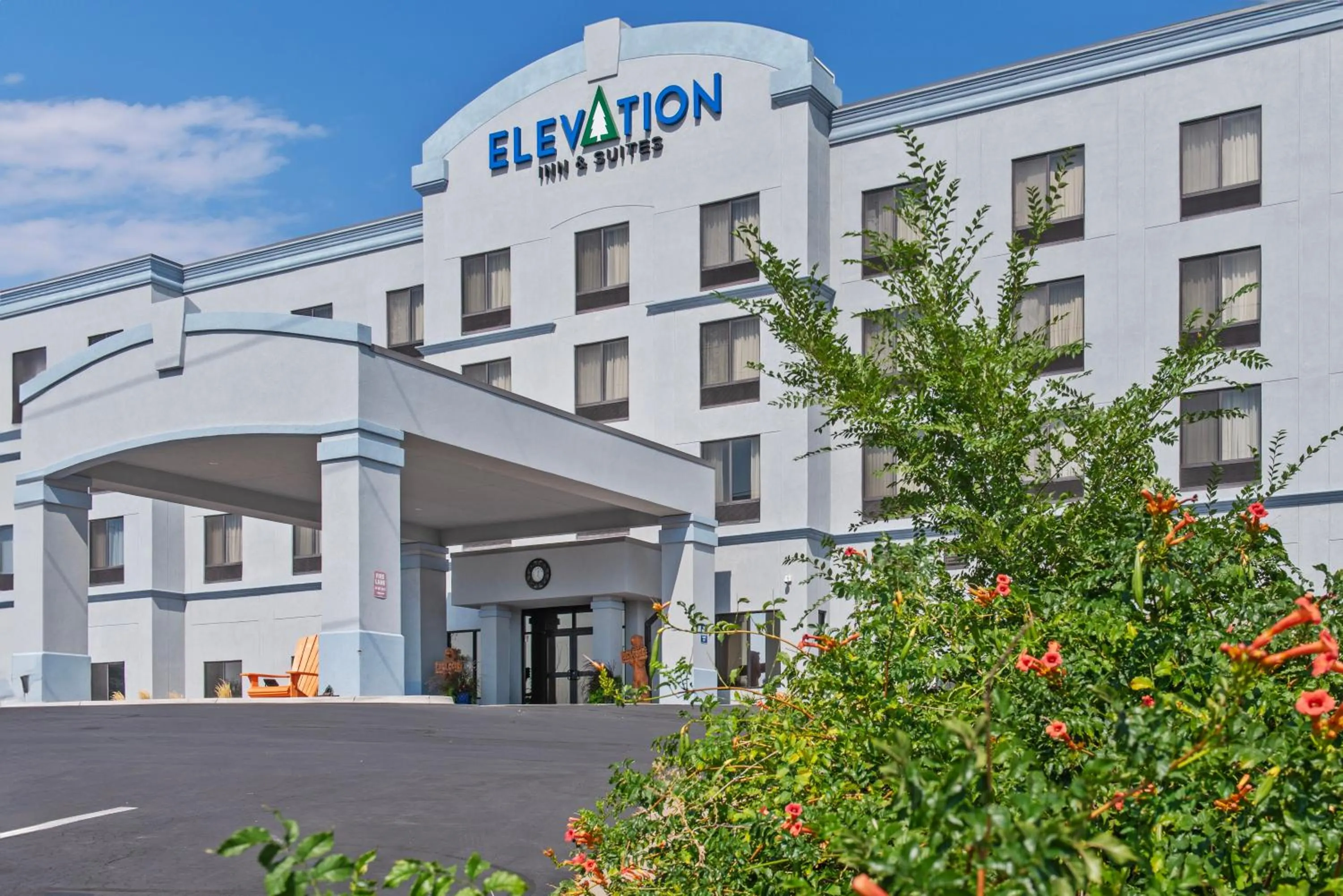 Elevation Inn & Suites, Trademark Collection by Wyndham